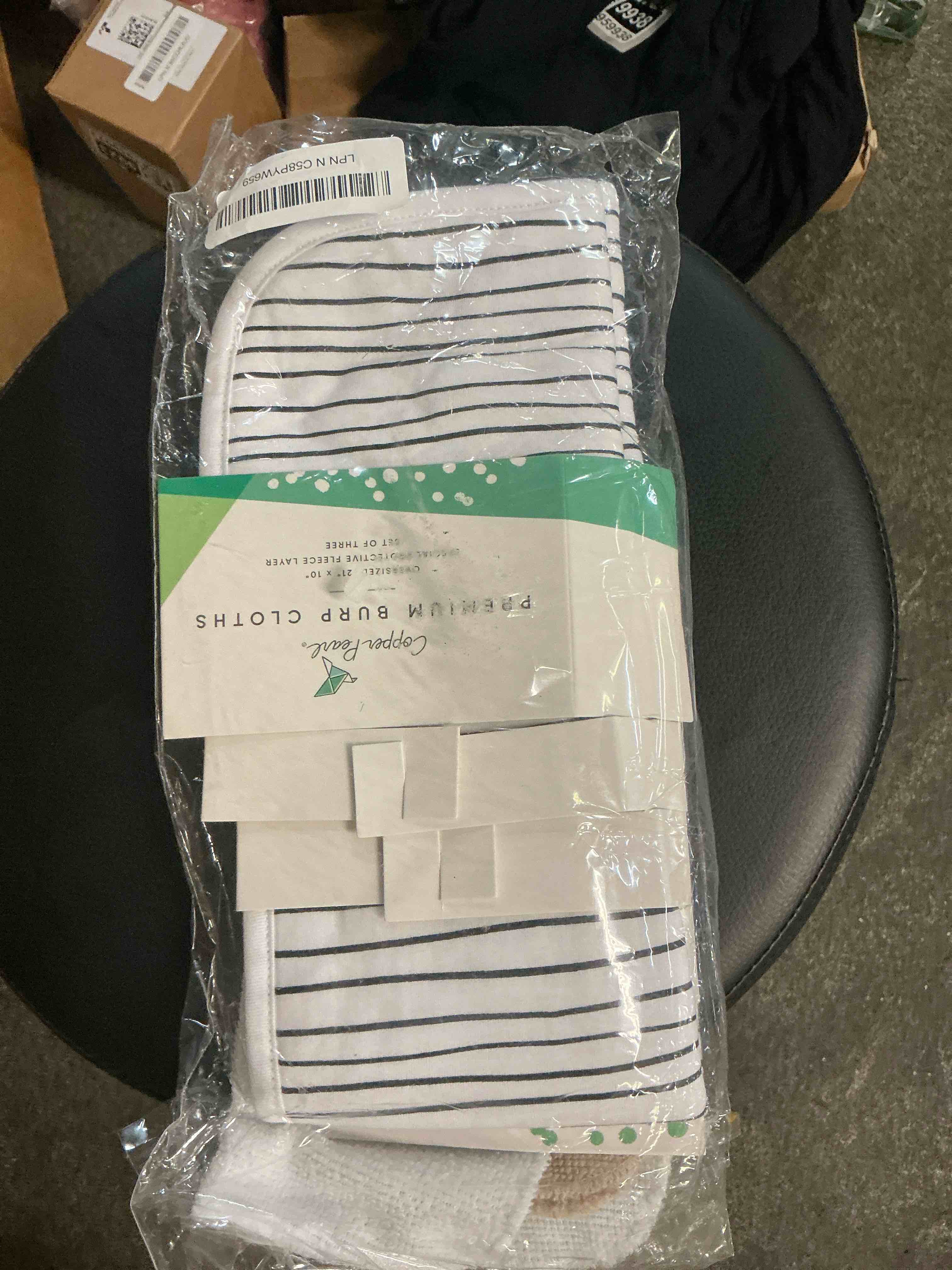 https://s3.amazonaws.com/lotting-images-prod/bidfta/GRA1959959_1753913022404.jpeg