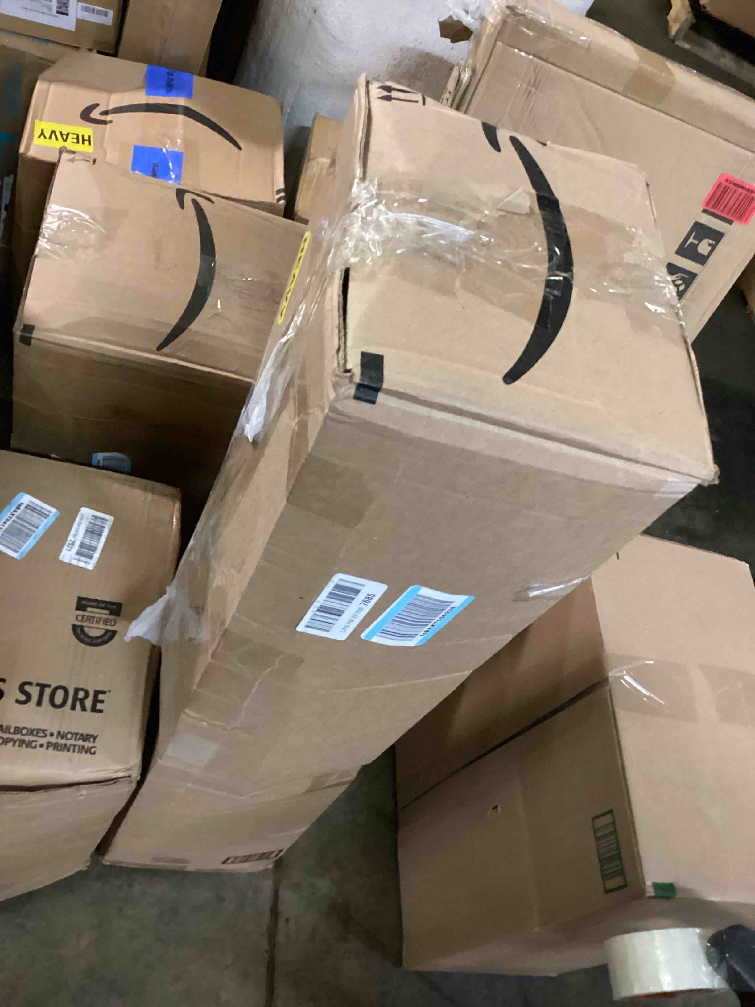 https://s3.amazonaws.com/lotting-images-prod/bidfta/GRA1959964_1753921233100.jpeg