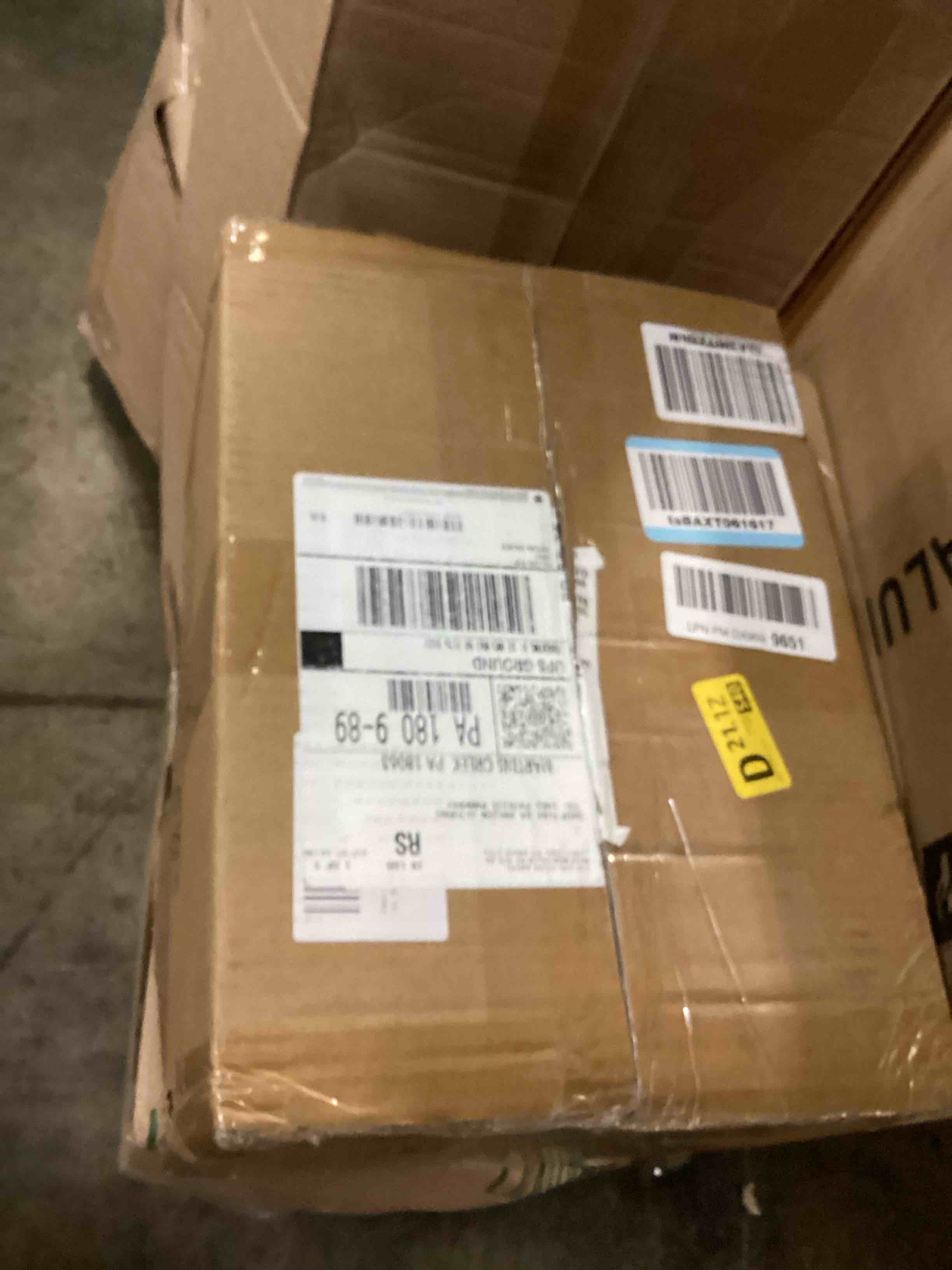 https://s3.amazonaws.com/lotting-images-prod/bidfta/GRA1959968_1753921424245.jpeg