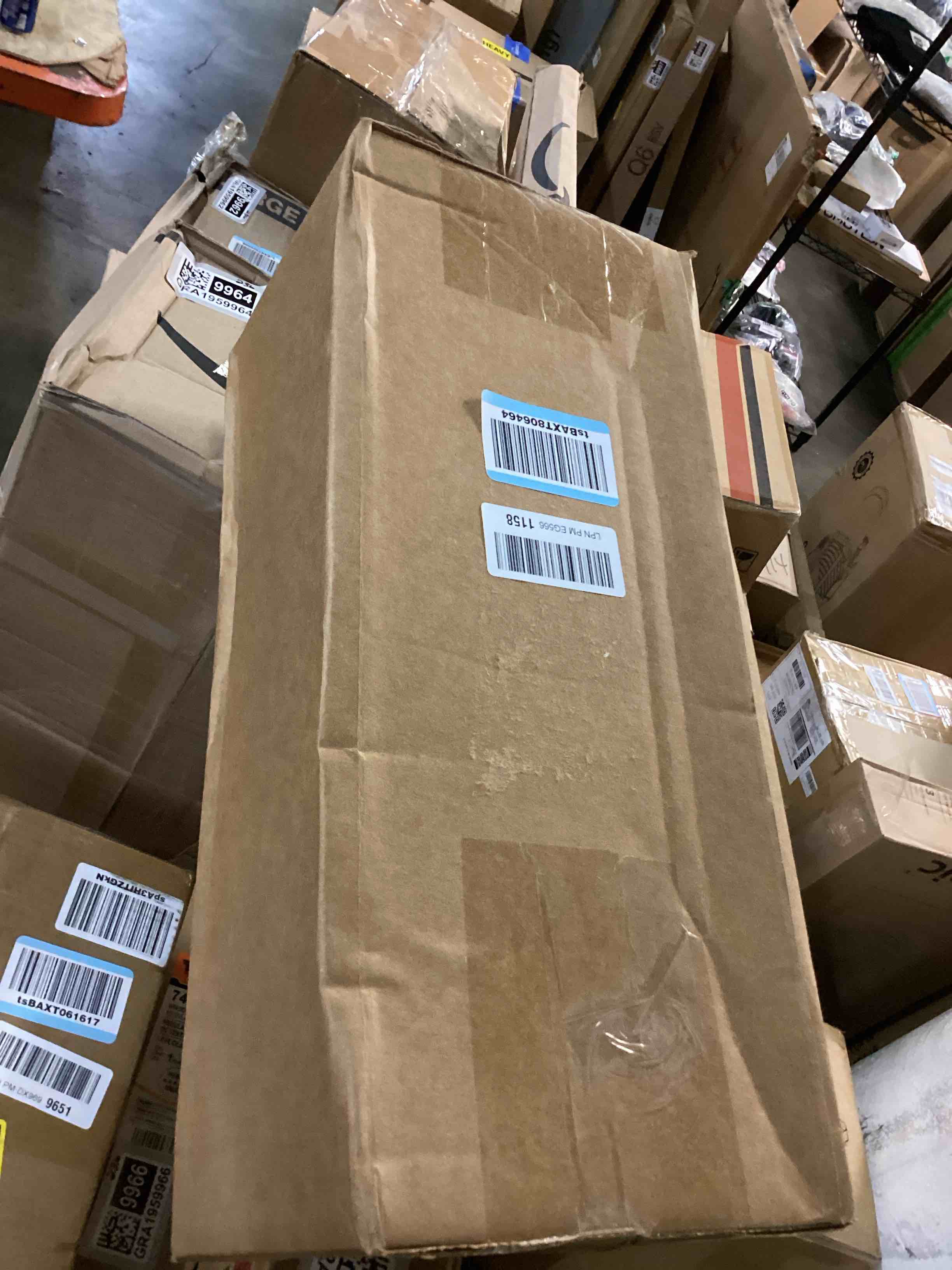 https://s3.amazonaws.com/lotting-images-prod/bidfta/GRA1959971_1753921515427.jpeg