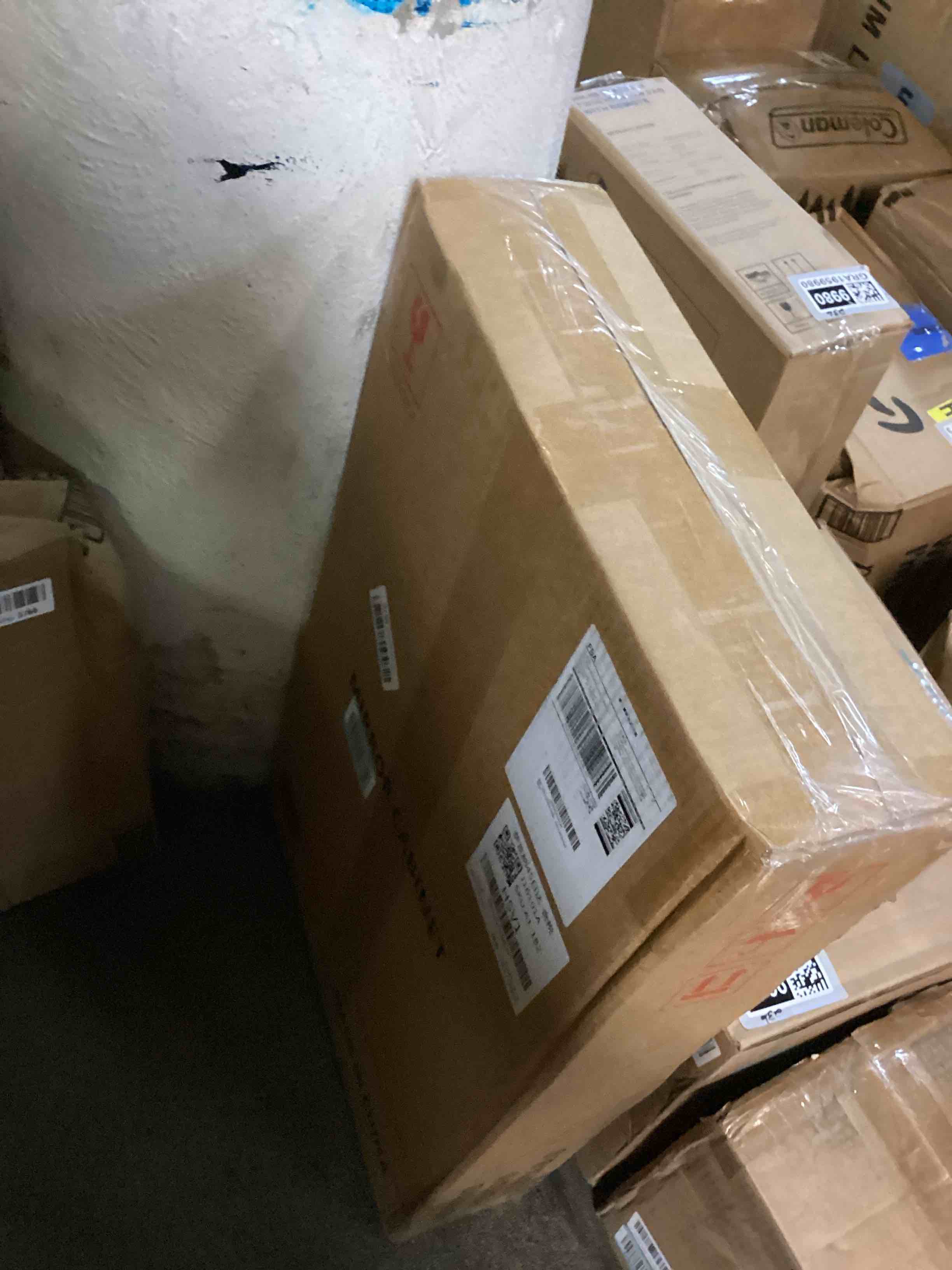 https://s3.amazonaws.com/lotting-images-prod/bidfta/GRA1959987_1753922239515.jpeg