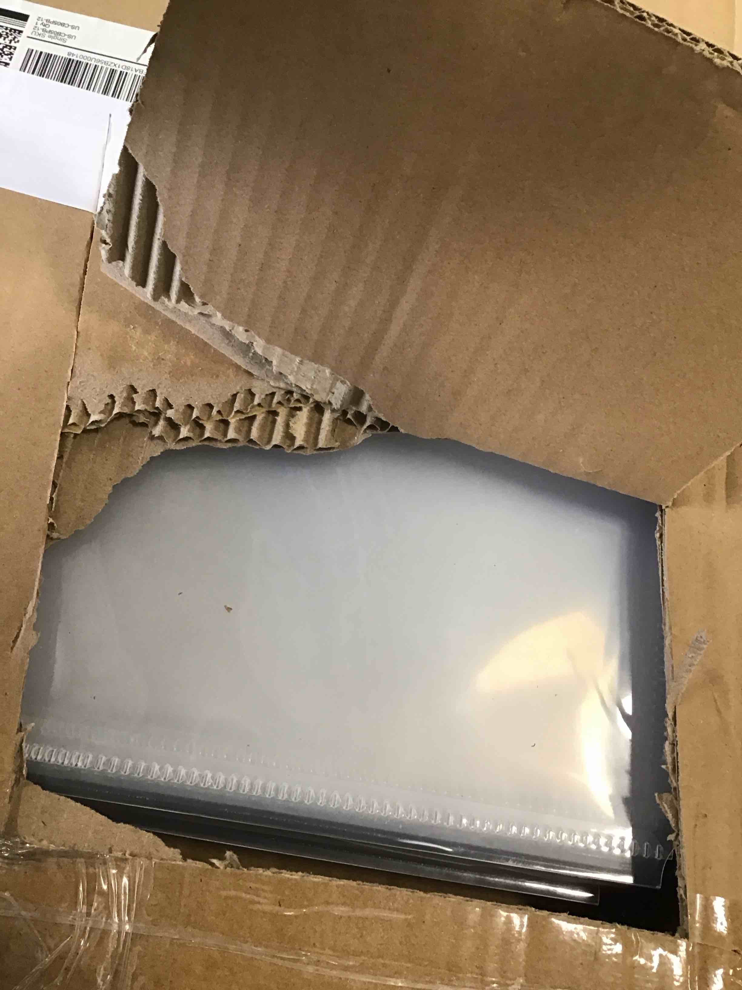 https://s3.amazonaws.com/lotting-images-prod/bidfta/GRA1960381_1738081155027.jpeg