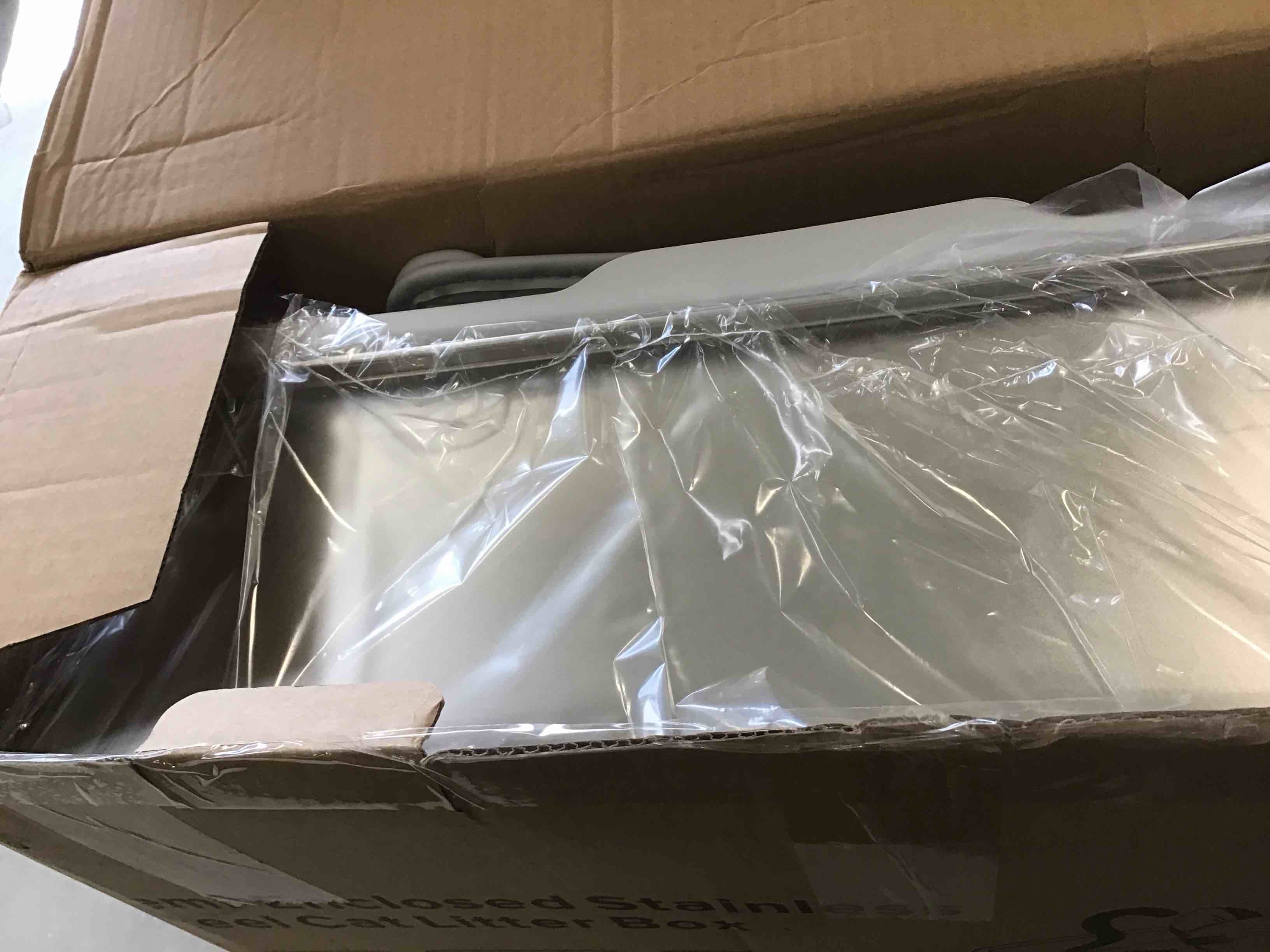 https://s3.amazonaws.com/lotting-images-prod/bidfta/GRA1960590_1738166679320.jpeg