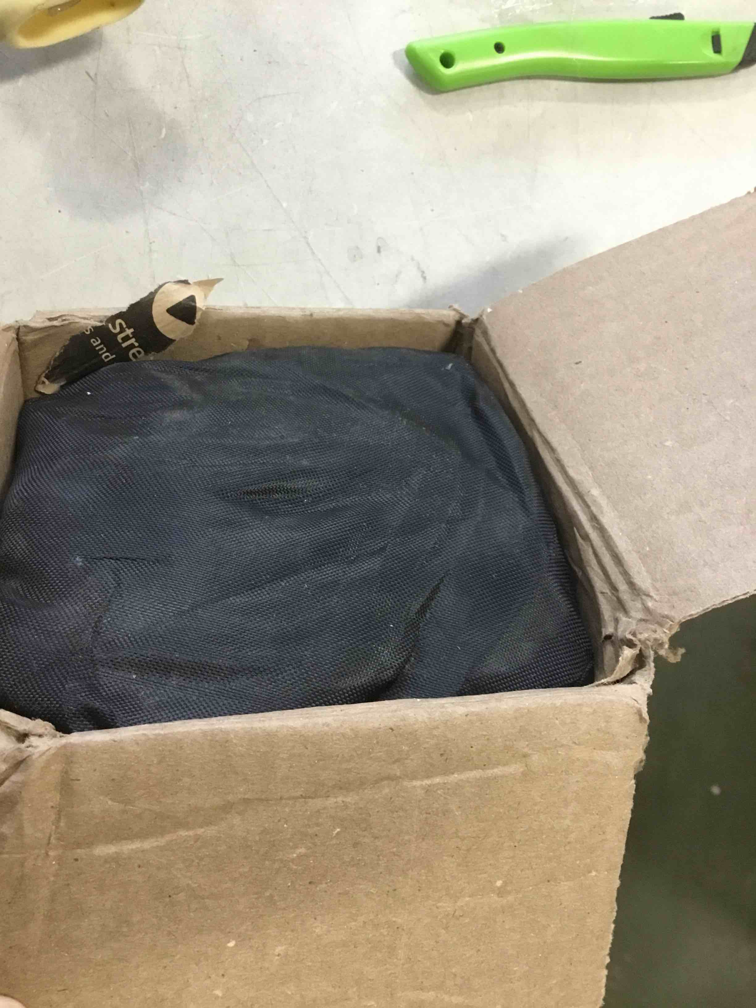 https://s3.amazonaws.com/lotting-images-prod/bidfta/GRA1960864_1738265090663.jpeg