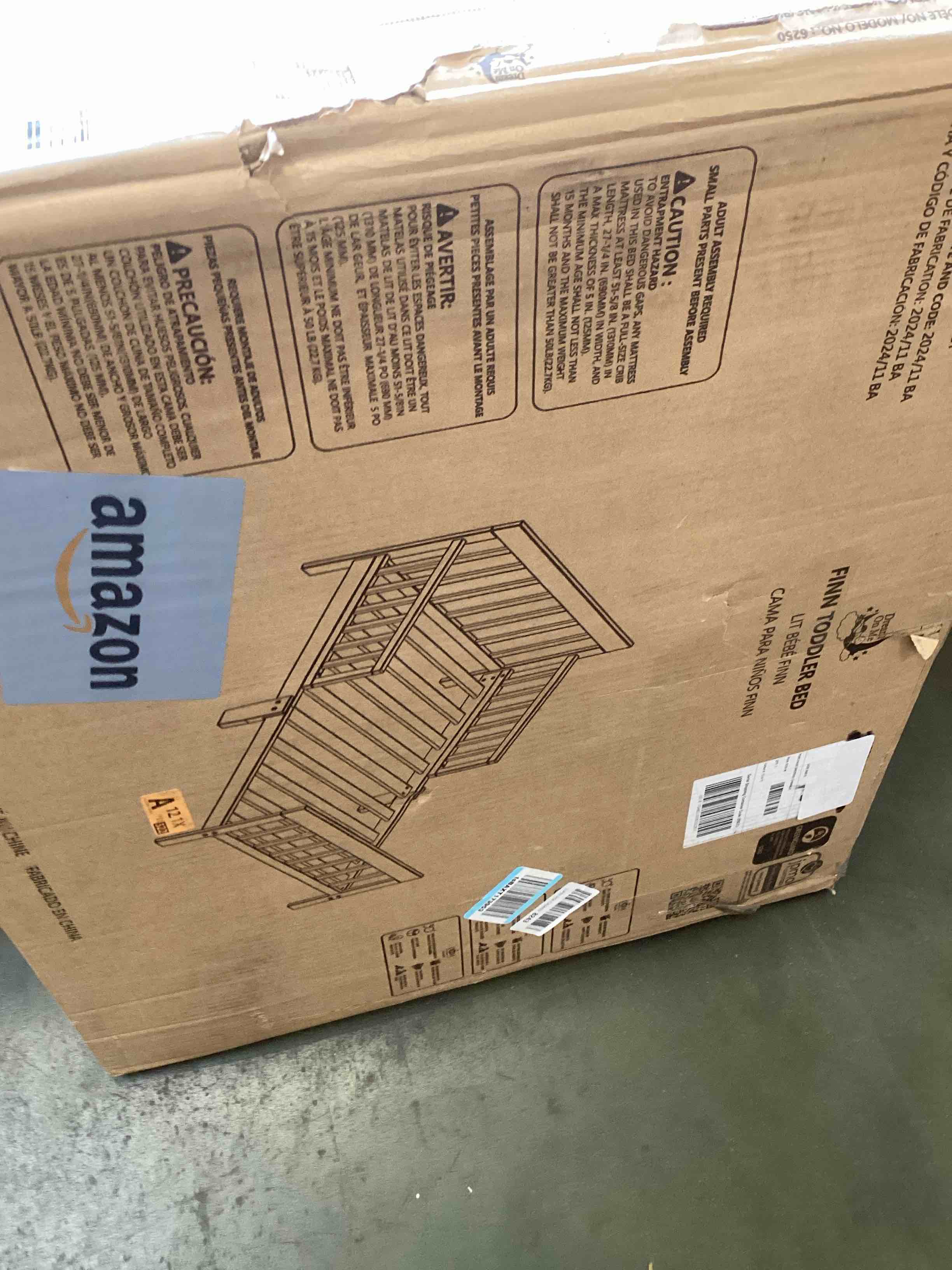 https://s3.amazonaws.com/lotting-images-prod/bidfta/GRA1961613_1739549955363.jpeg