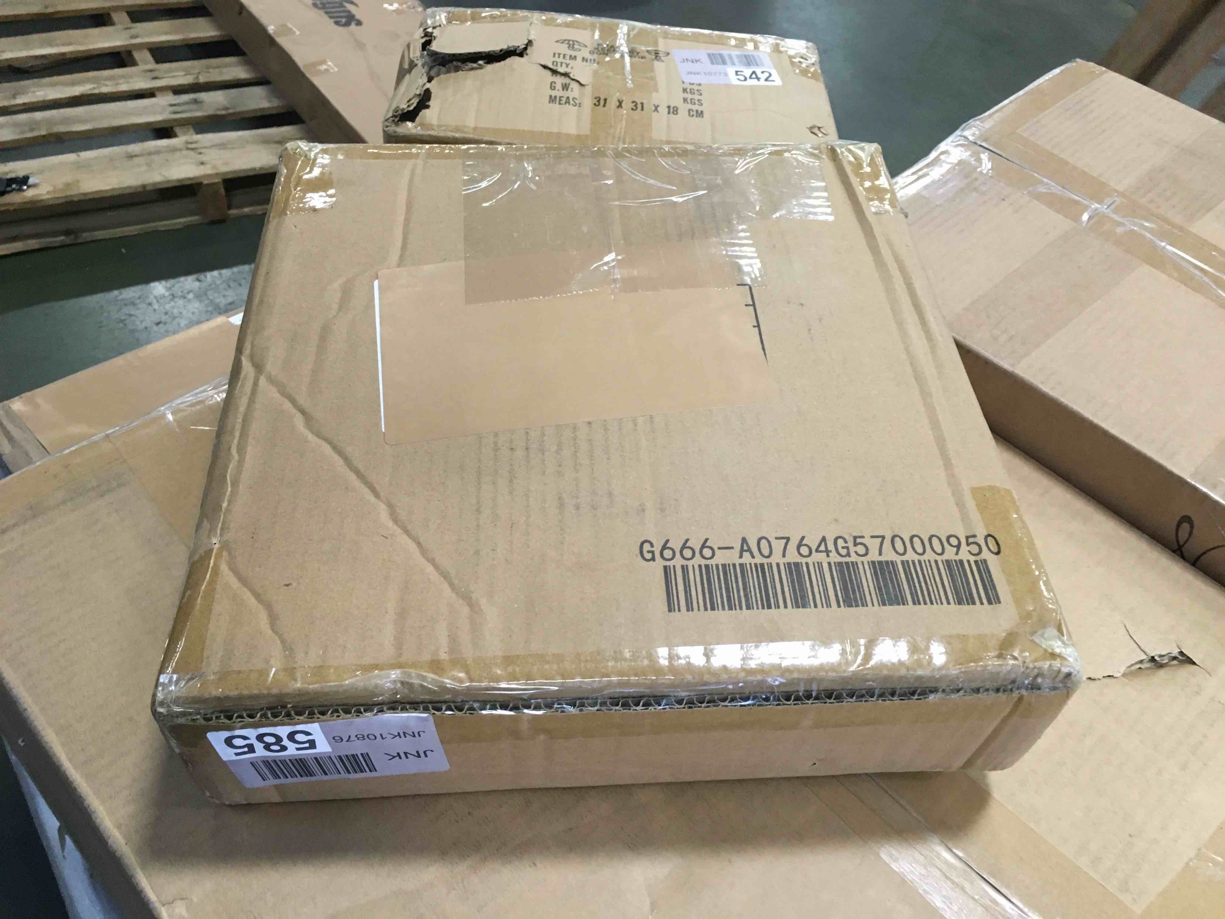 https://s3.amazonaws.com/lotting-images-prod/bidfta/GRA1961680_1739375977318.jpeg