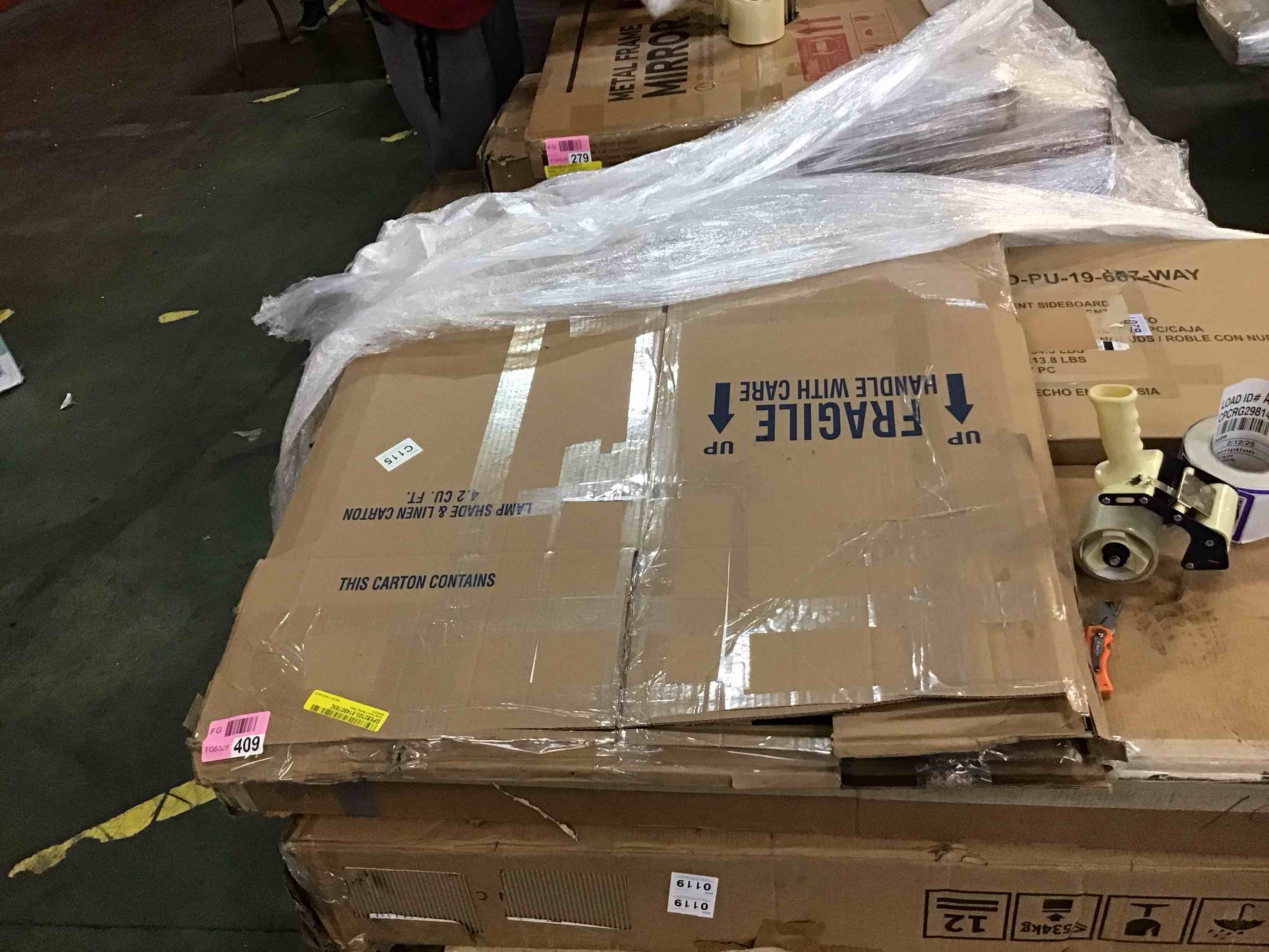https://s3.amazonaws.com/lotting-images-prod/bidfta/GRA1961731_1739455377568.jpeg