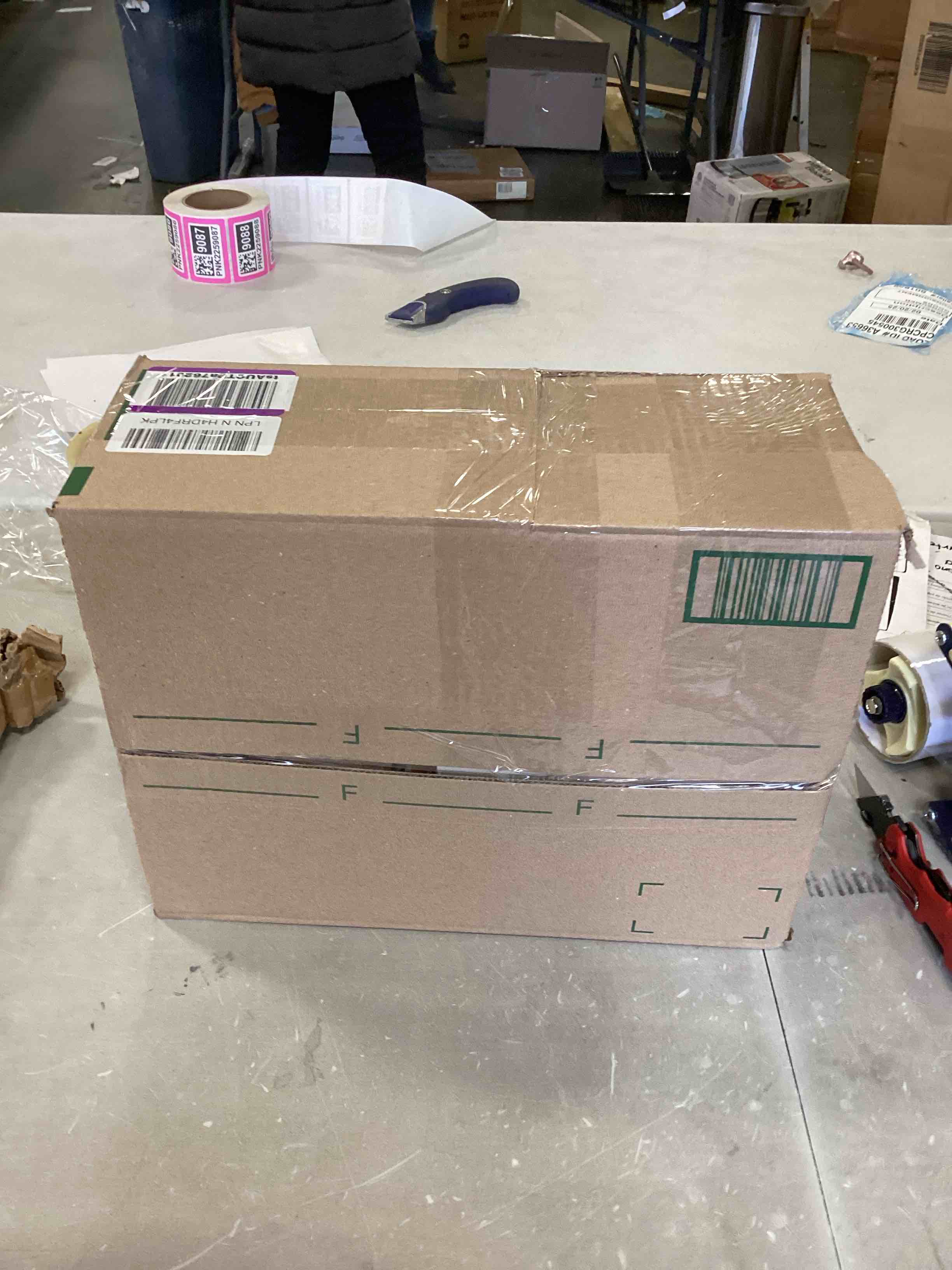 https://s3.amazonaws.com/lotting-images-prod/bidfta/GRA1962420_1740170461102.jpeg
