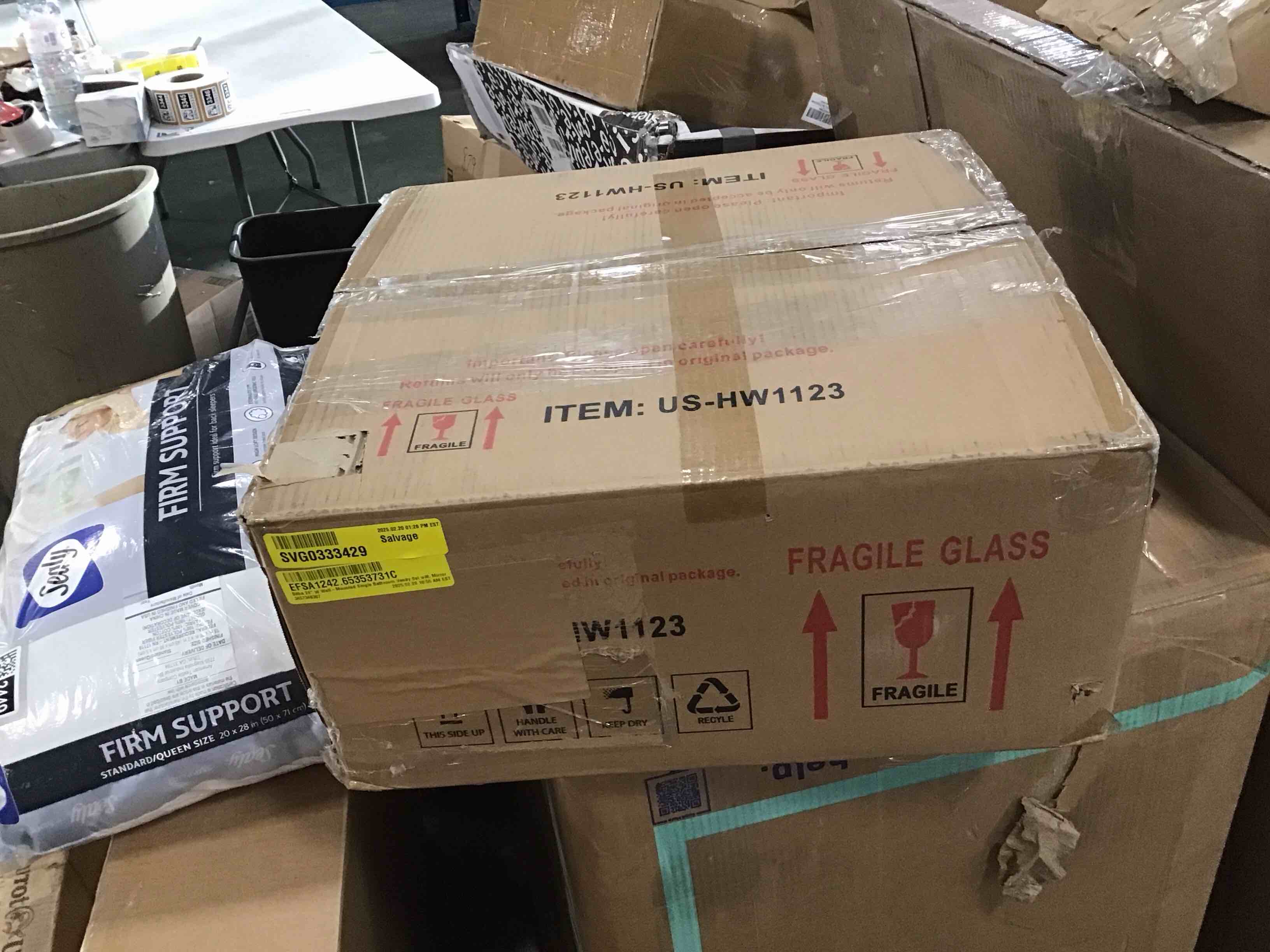 https://s3.amazonaws.com/lotting-images-prod/bidfta/GRA1962450_1740489427951.jpeg