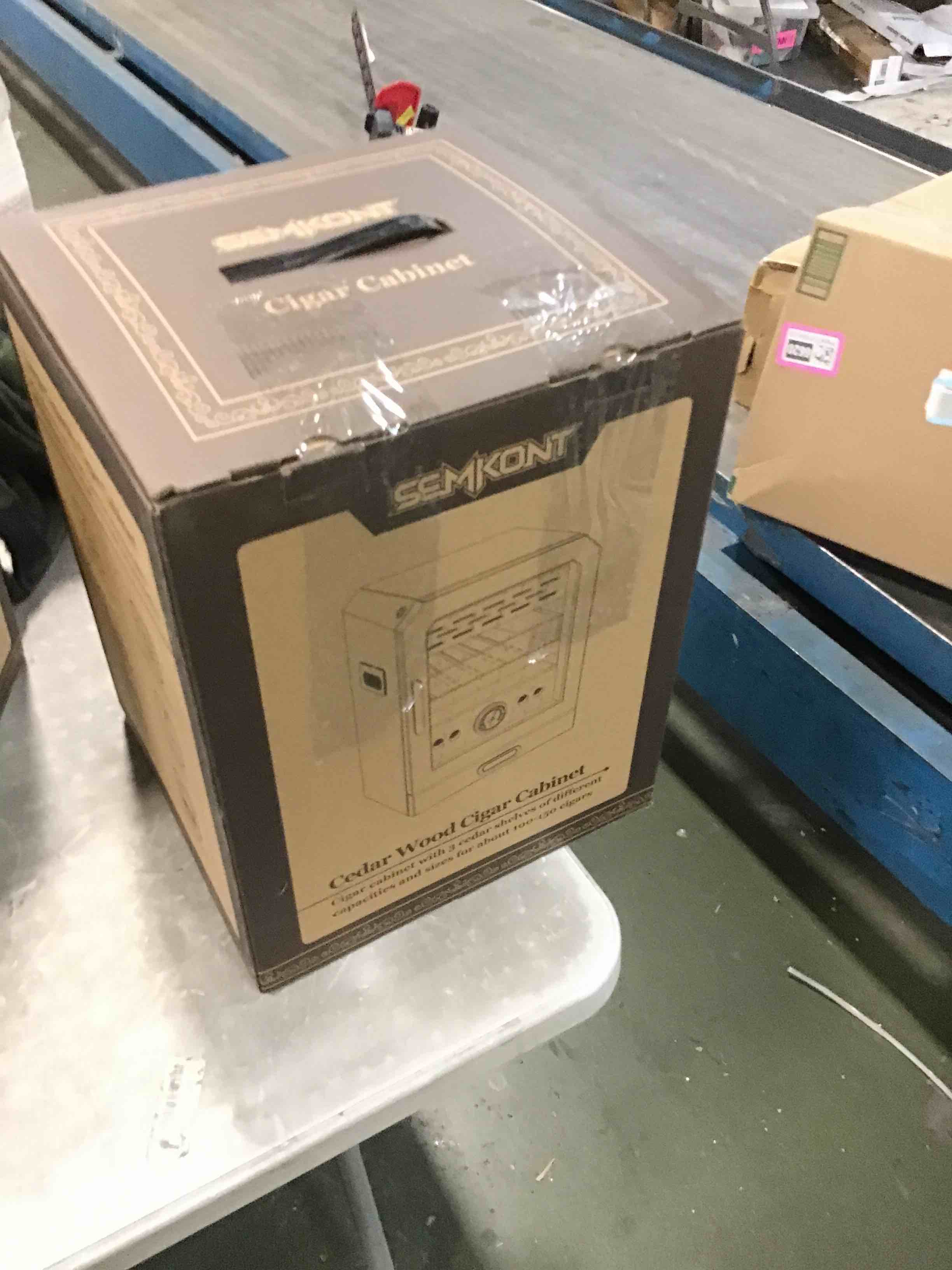 https://s3.amazonaws.com/lotting-images-prod/bidfta/GRA1963414_1738608403353.jpeg