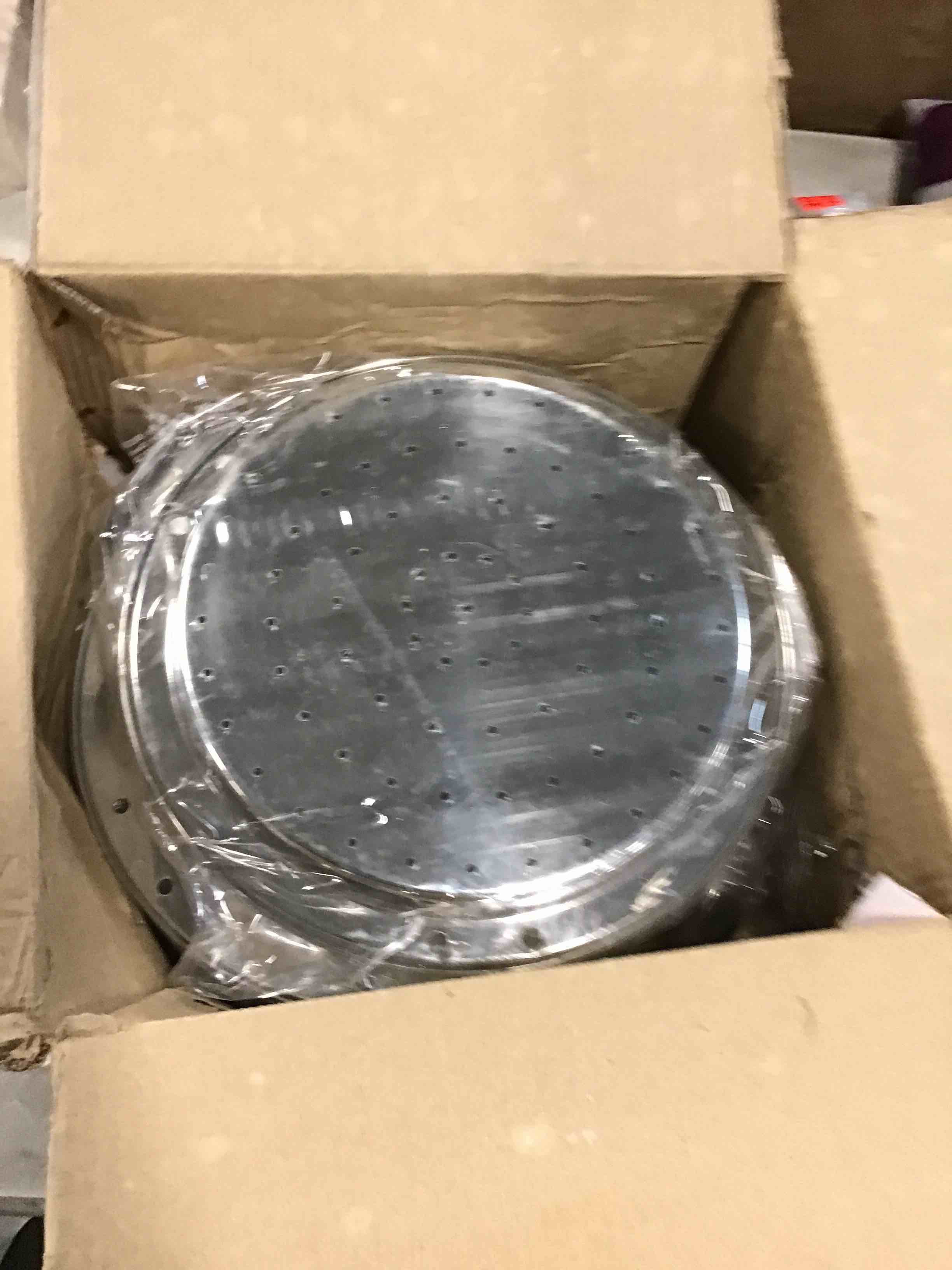 https://s3.amazonaws.com/lotting-images-prod/bidfta/GRA1963687_1738685662466.jpeg
