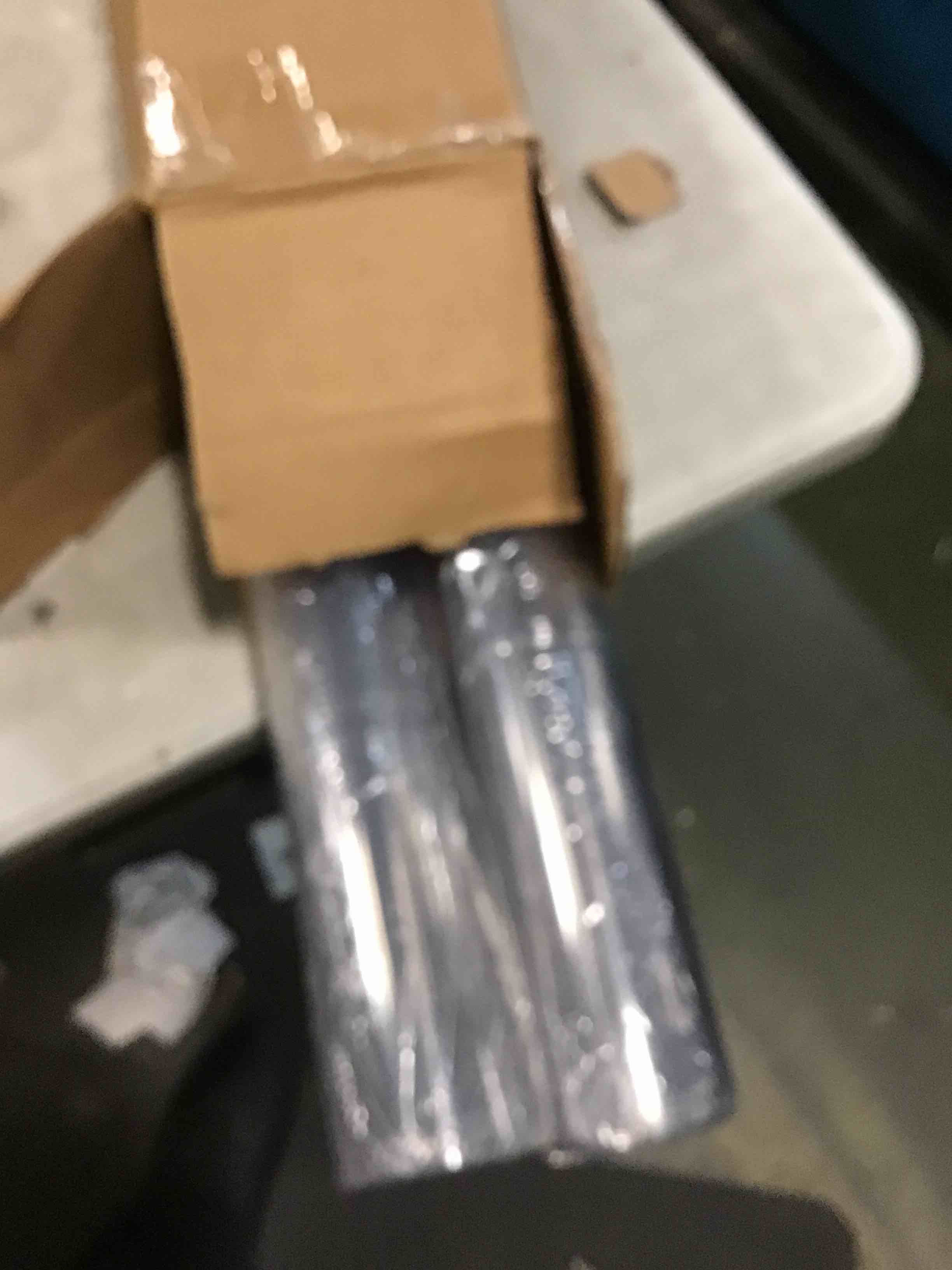 https://s3.amazonaws.com/lotting-images-prod/bidfta/GRA1963753_1738693703771.jpeg
