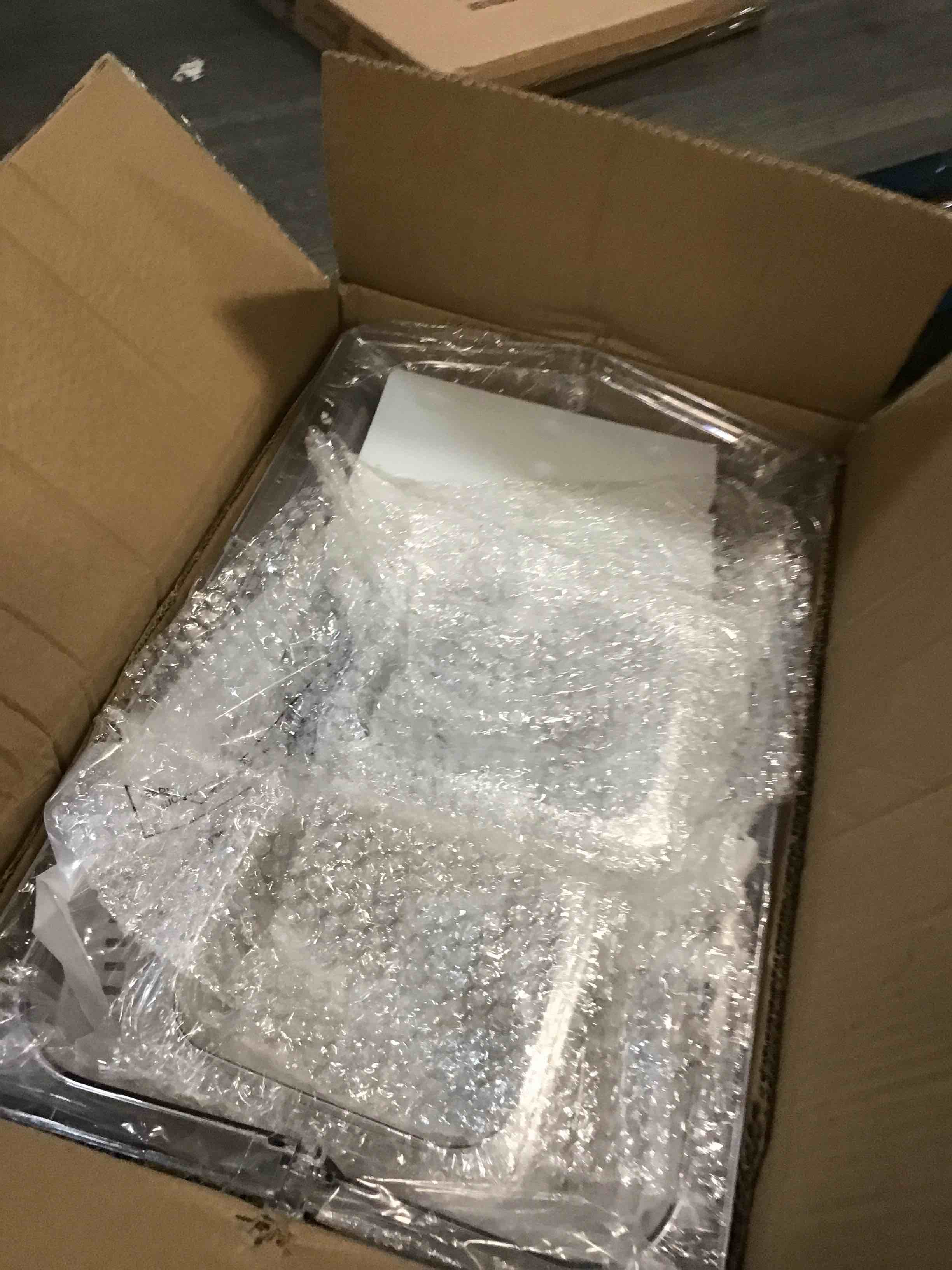 https://s3.amazonaws.com/lotting-images-prod/bidfta/GRA1963968_1738776481011.jpeg