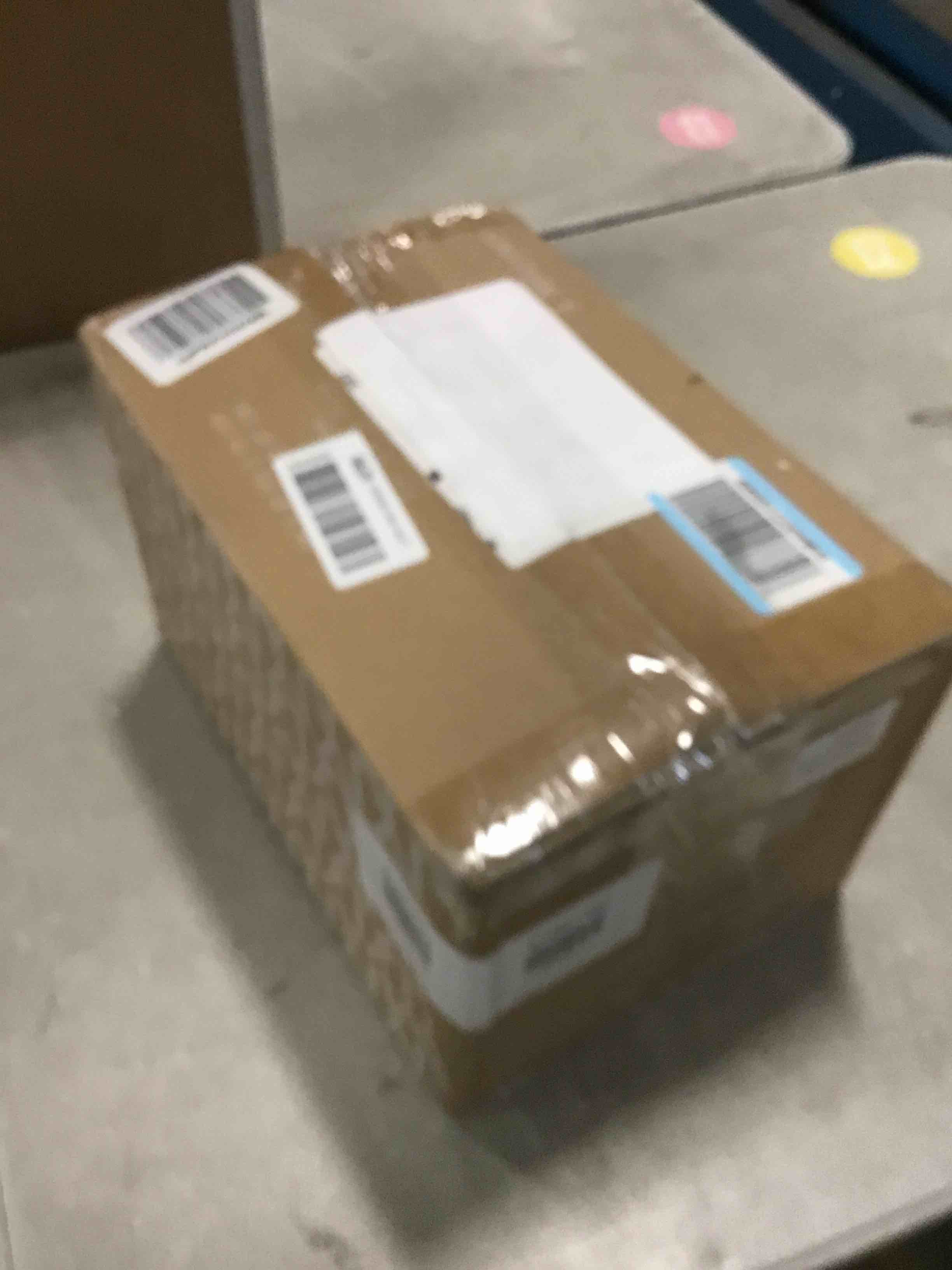 https://s3.amazonaws.com/lotting-images-prod/bidfta/GRA1965012_1739378695136.jpeg