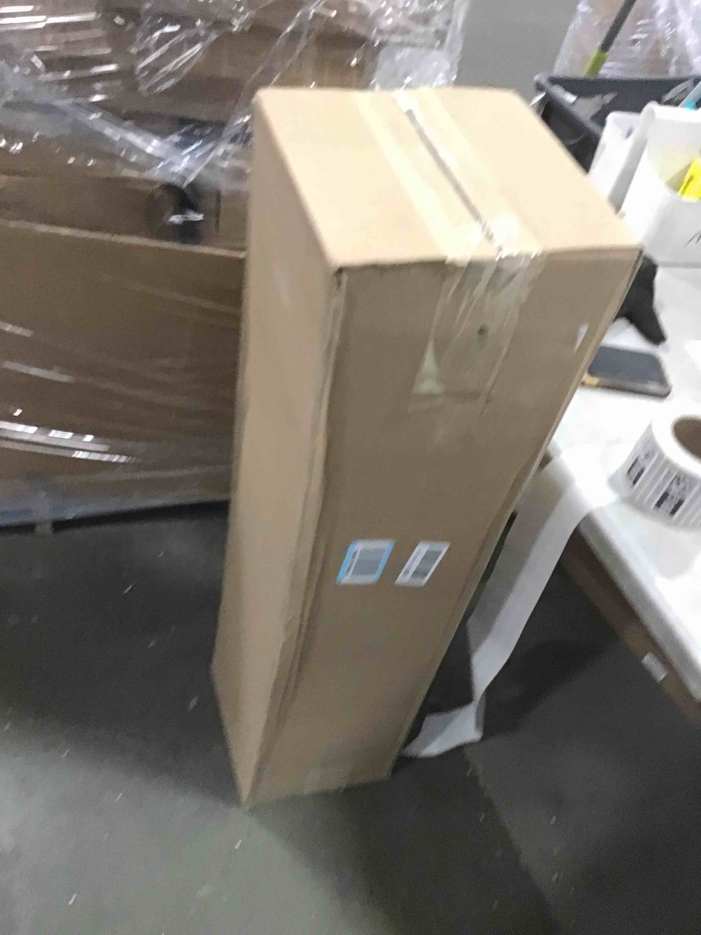 https://s3.amazonaws.com/lotting-images-prod/bidfta/GRA1965165_1739394672260.jpeg