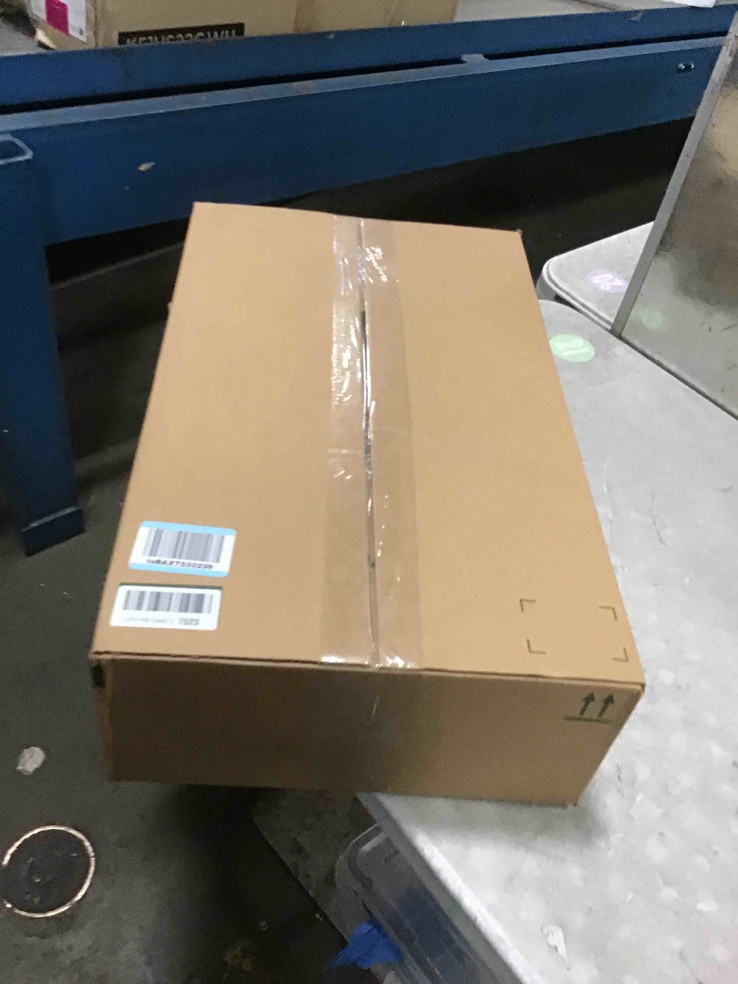 https://s3.amazonaws.com/lotting-images-prod/bidfta/GRA1965254_1739462188727.jpeg