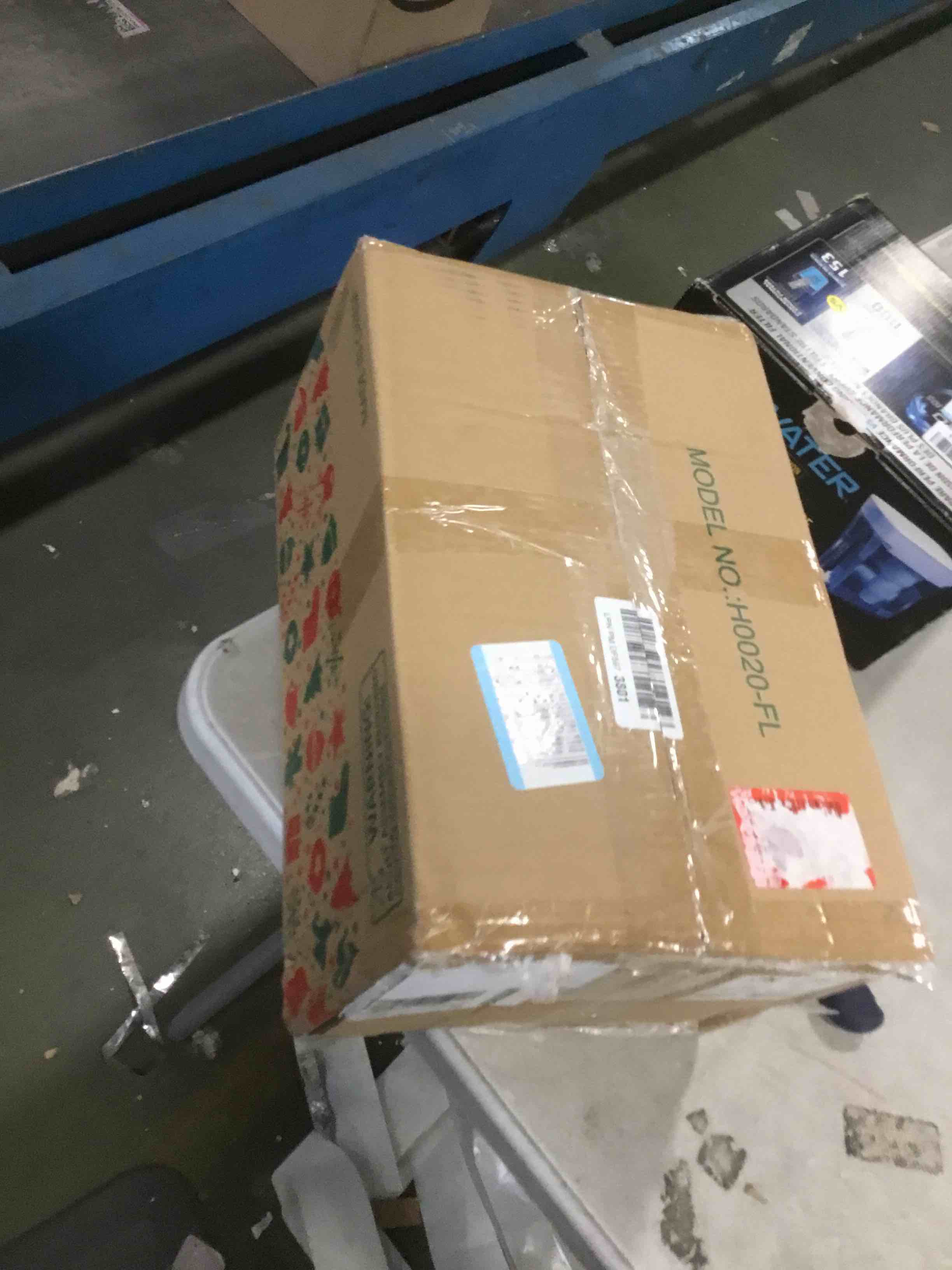 https://s3.amazonaws.com/lotting-images-prod/bidfta/GRA1965907_1739820284189.jpeg