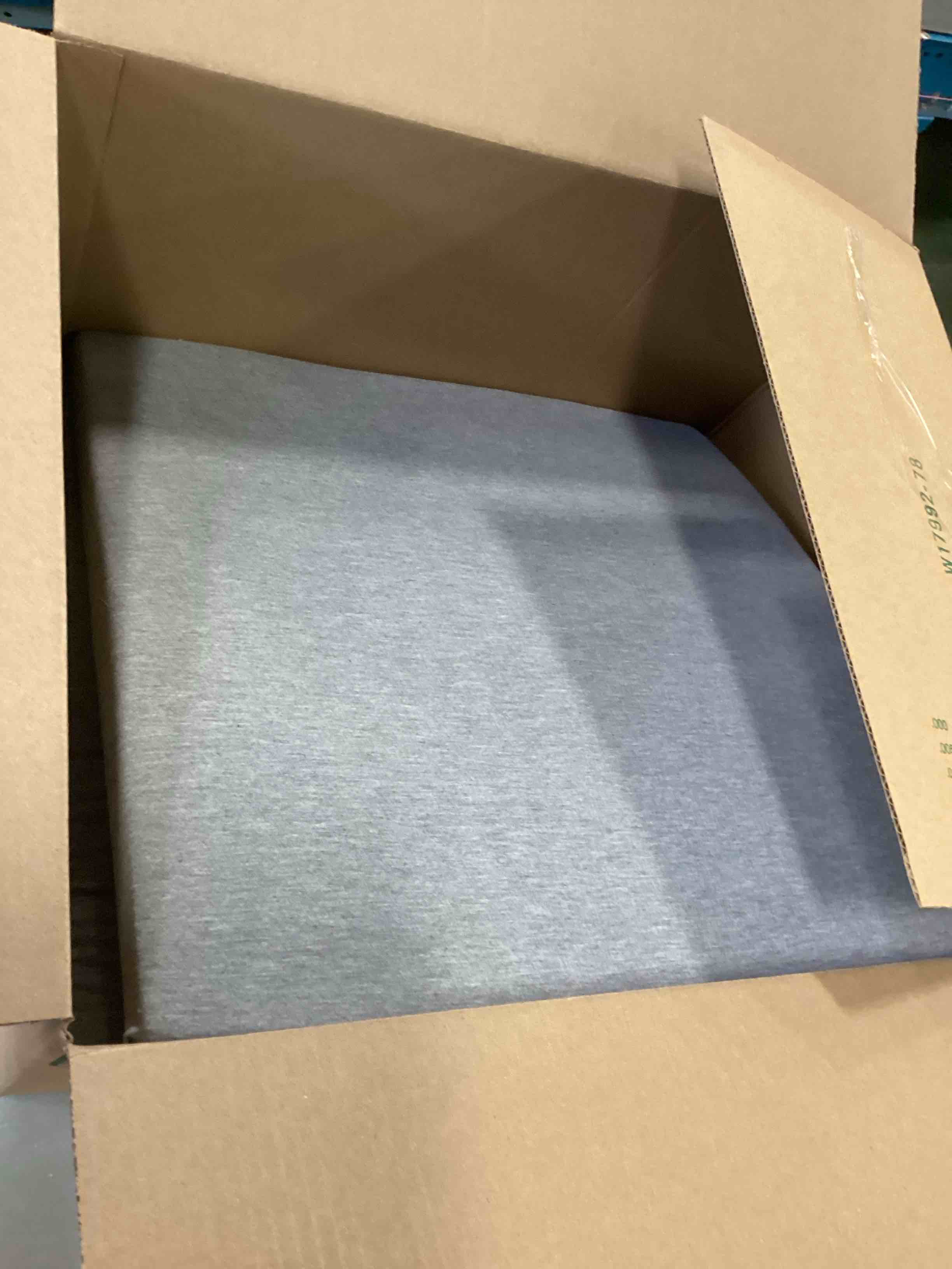 https://s3.amazonaws.com/lotting-images-prod/bidfta/GRA1967303_1742497118545.jpeg