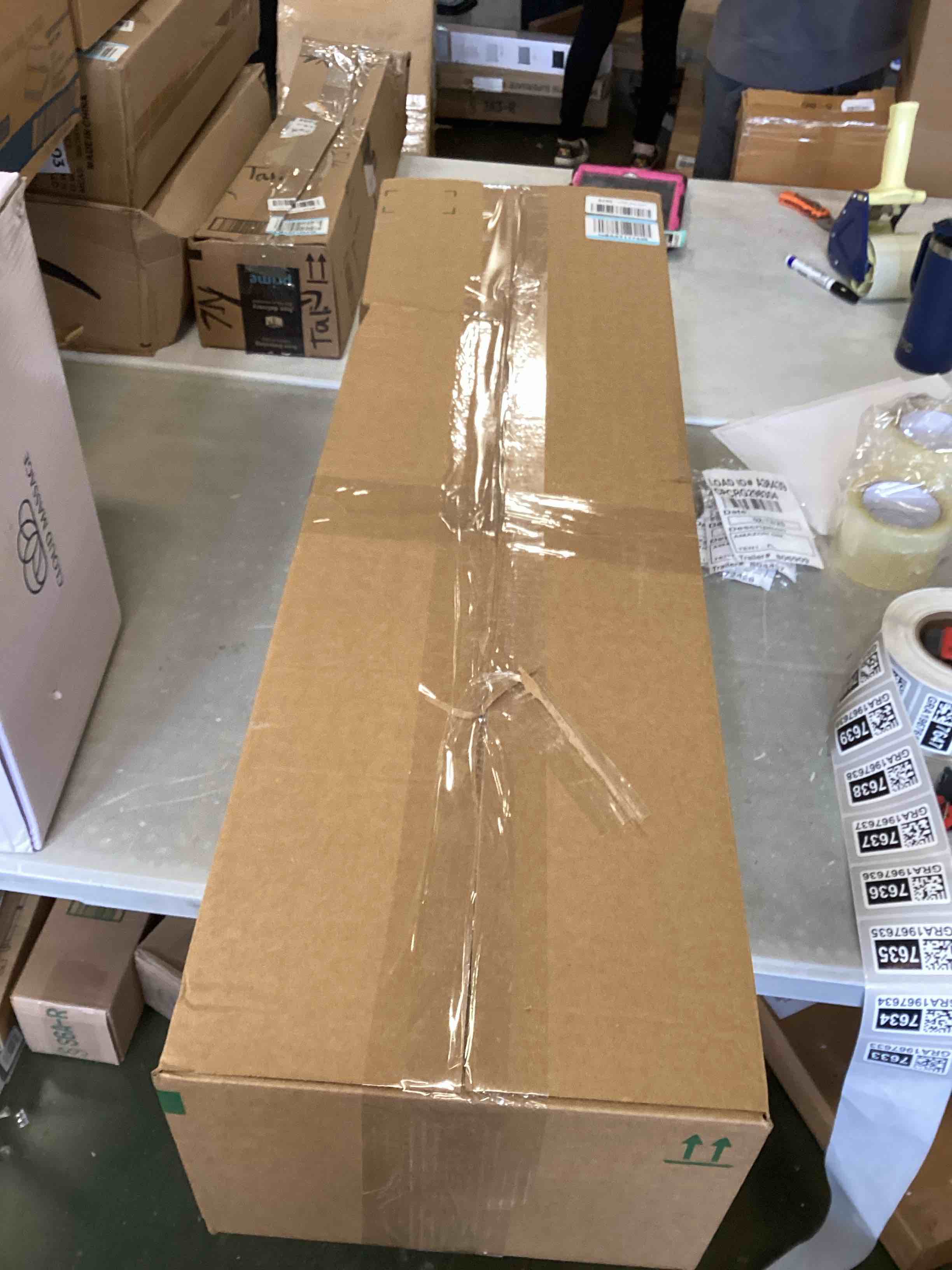 https://s3.amazonaws.com/lotting-images-prod/bidfta/GRA1967630_1743089877781.jpeg
