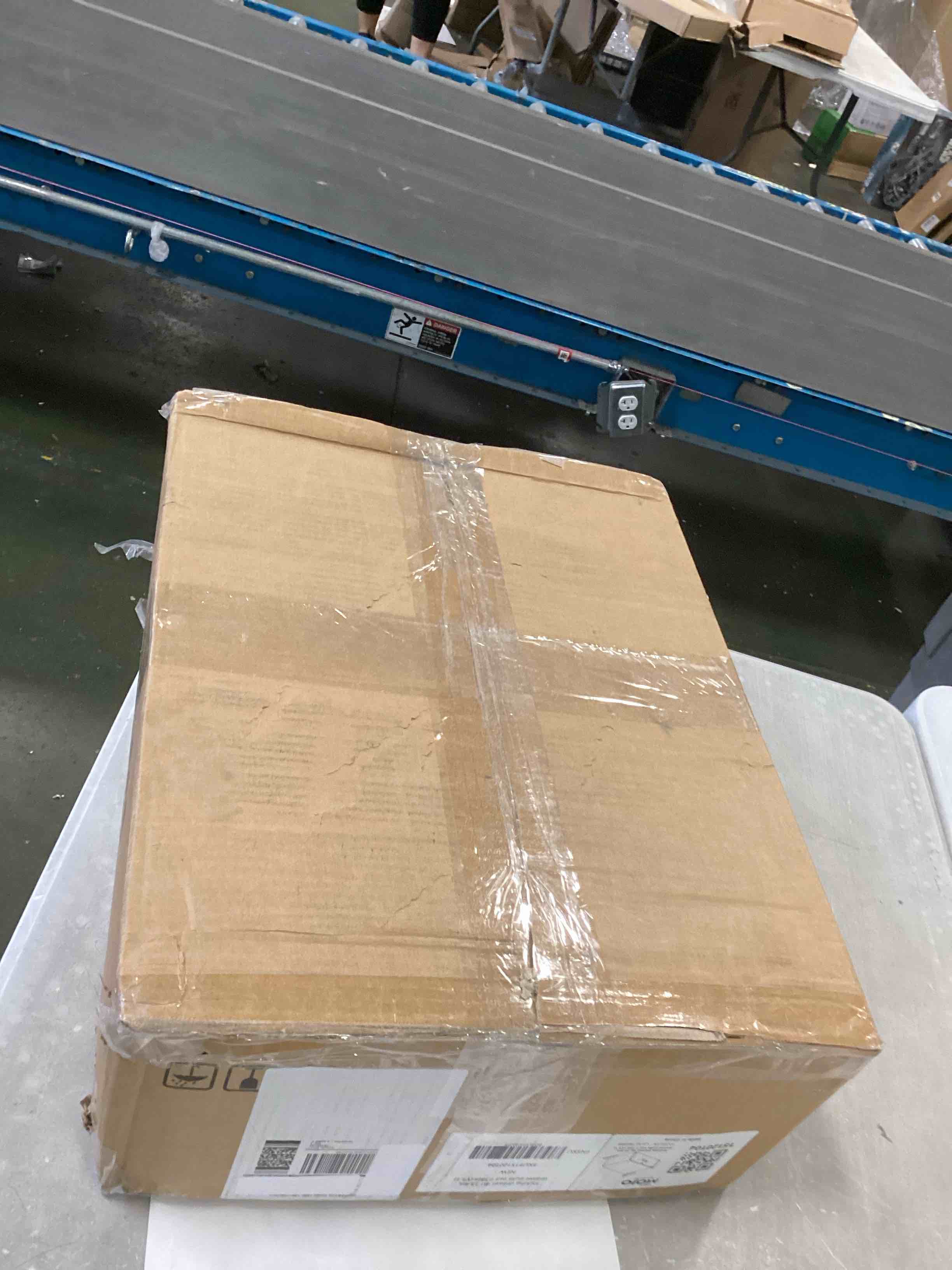 https://s3.amazonaws.com/lotting-images-prod/bidfta/GRA1968018_1743688419040.jpeg