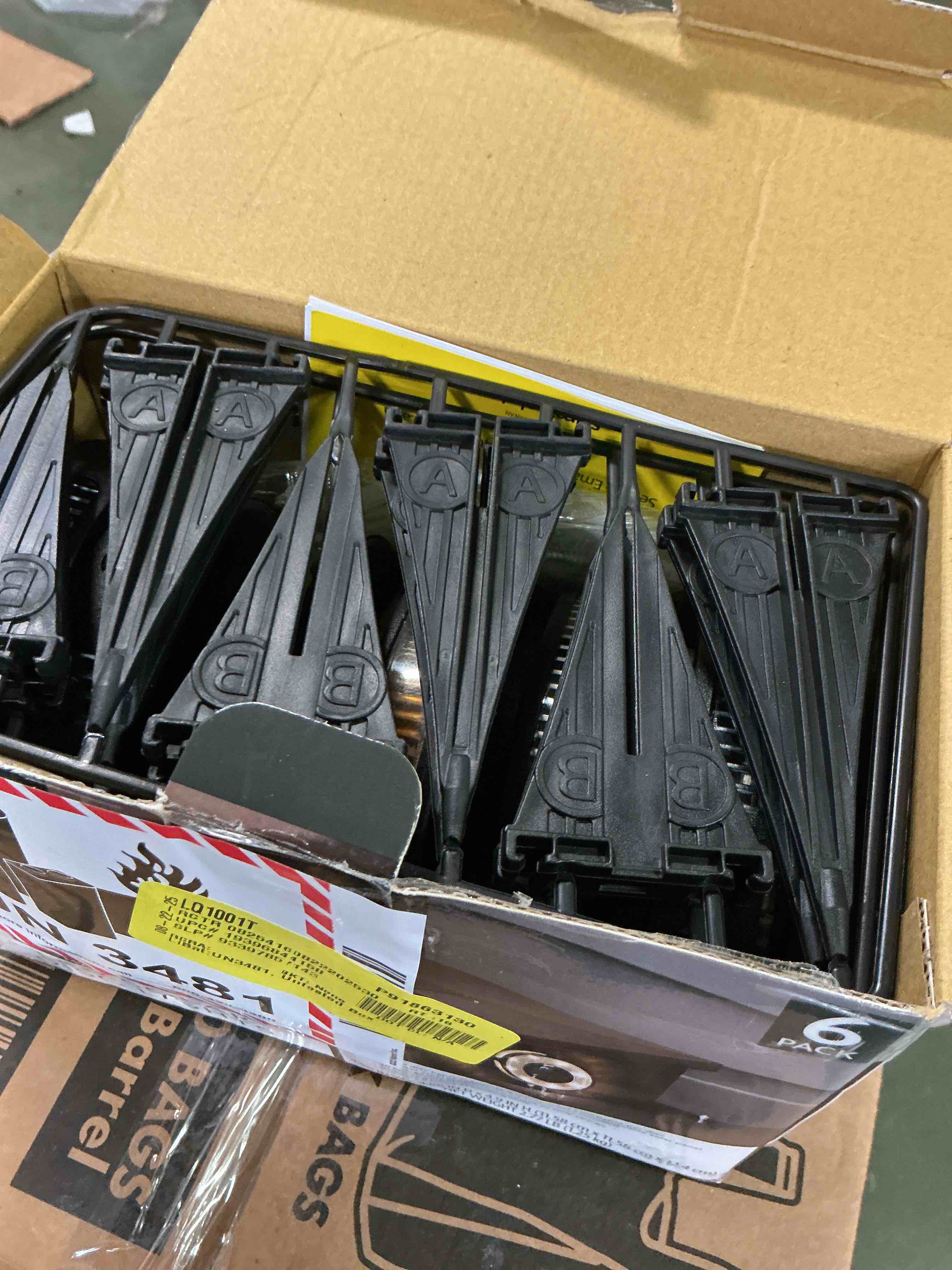 https://s3.amazonaws.com/lotting-images-prod/bidfta/GRA1968372_1756996258760.jpeg