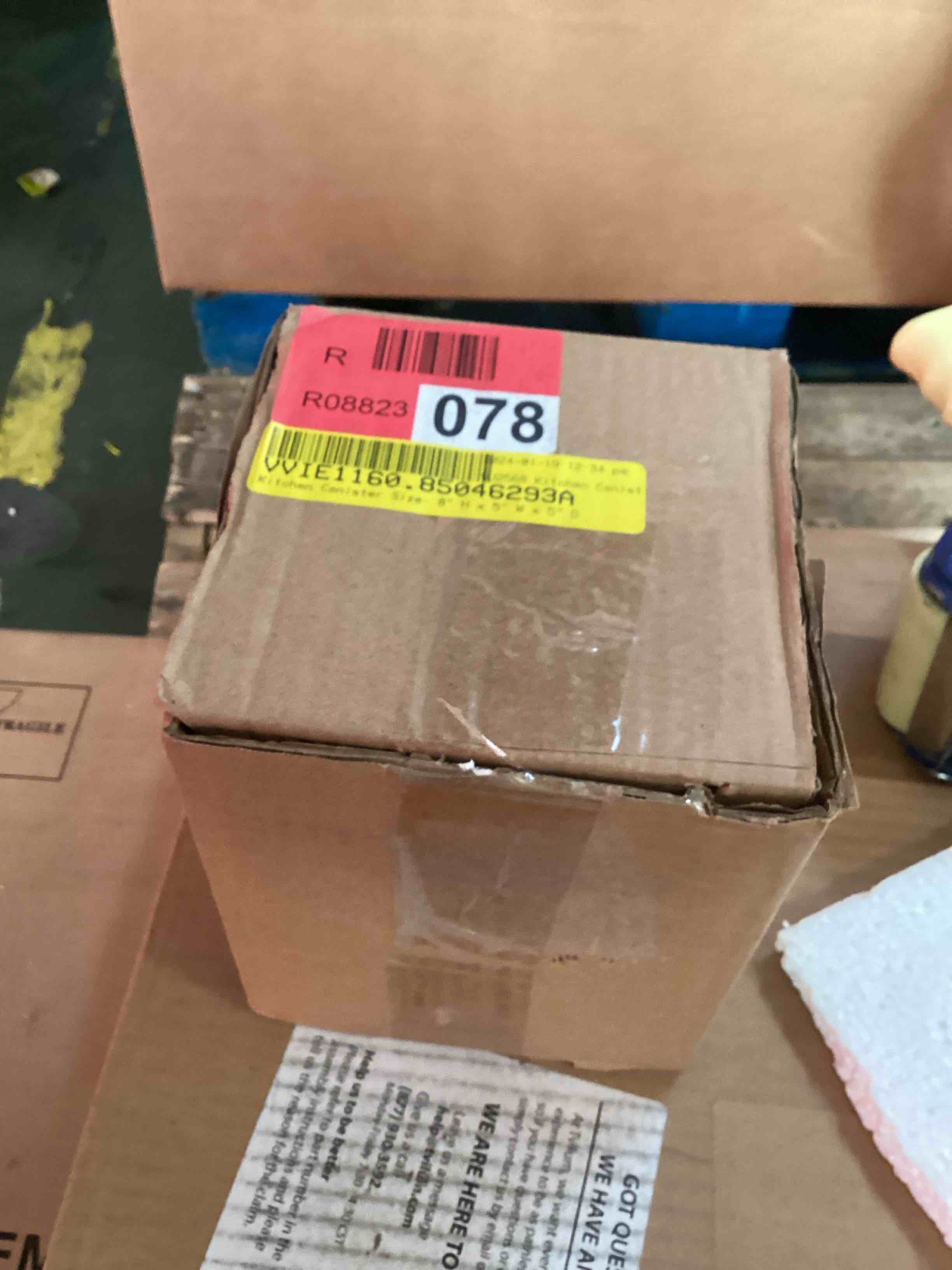 https://s3.amazonaws.com/lotting-images-prod/bidfta/GRA1970059_1740749452359.jpeg