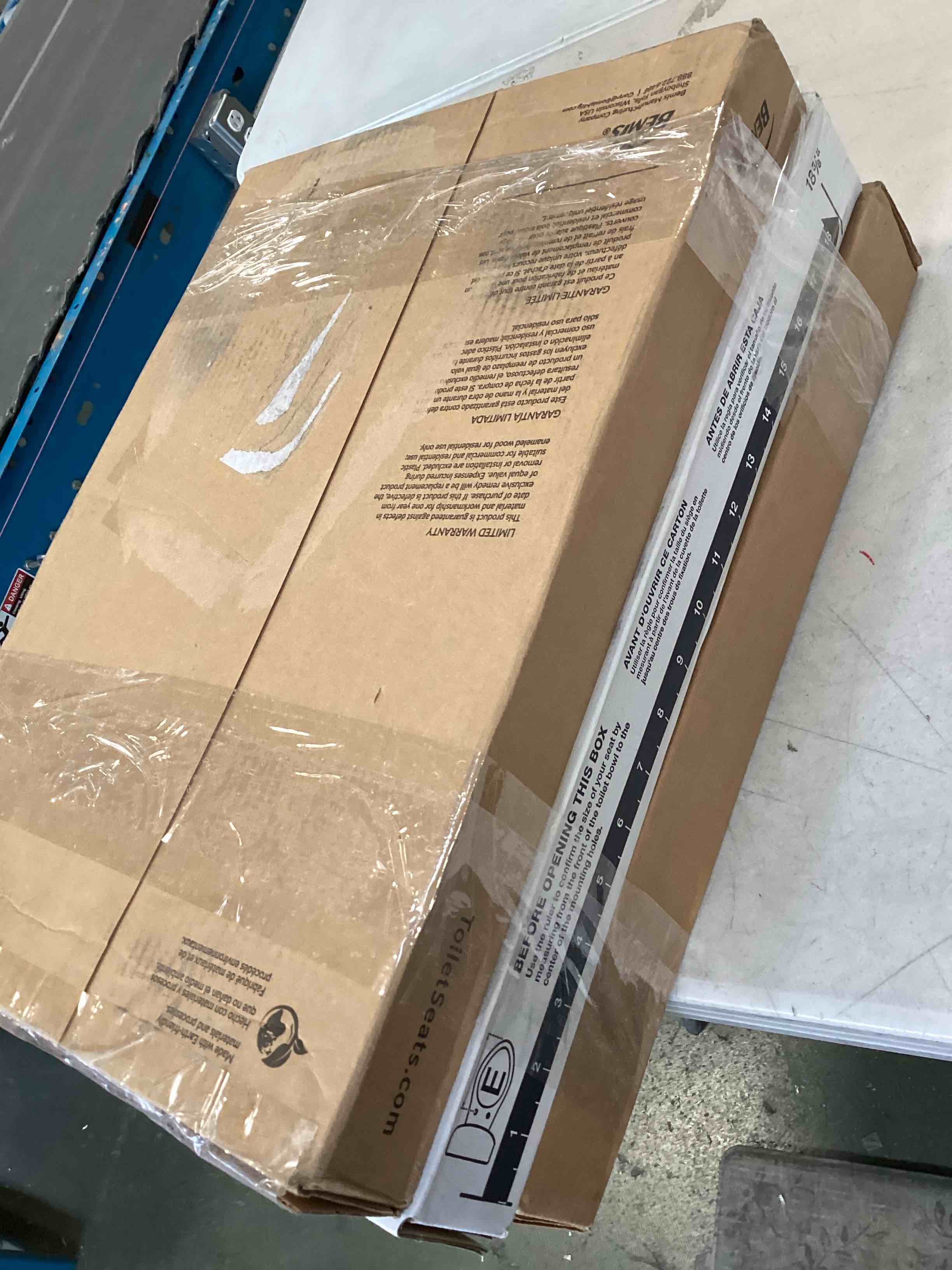 https://s3.amazonaws.com/lotting-images-prod/bidfta/GRA1970481_1741096556467.jpeg