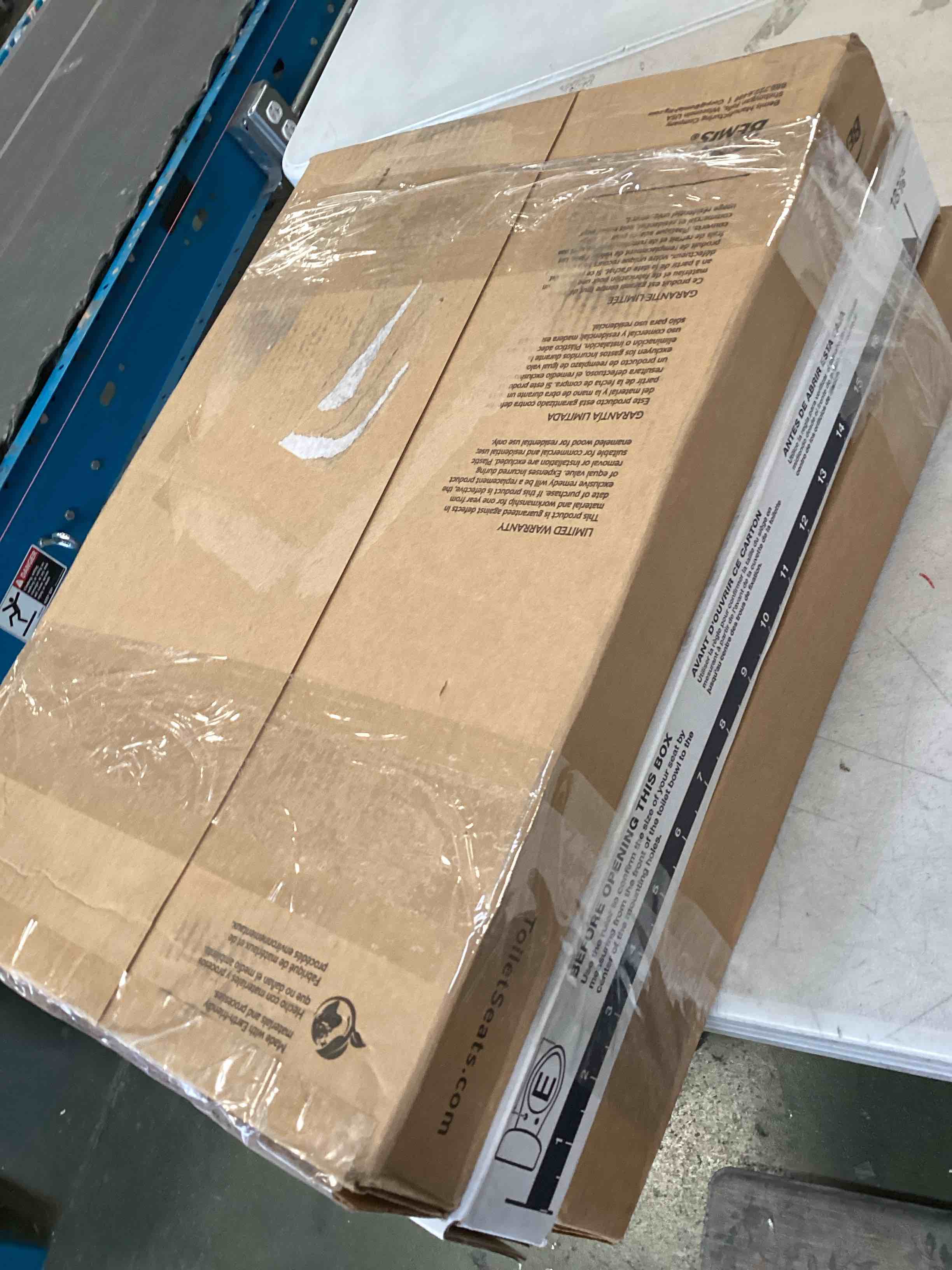 https://s3.amazonaws.com/lotting-images-prod/bidfta/GRA1970481_1741096557514.jpeg