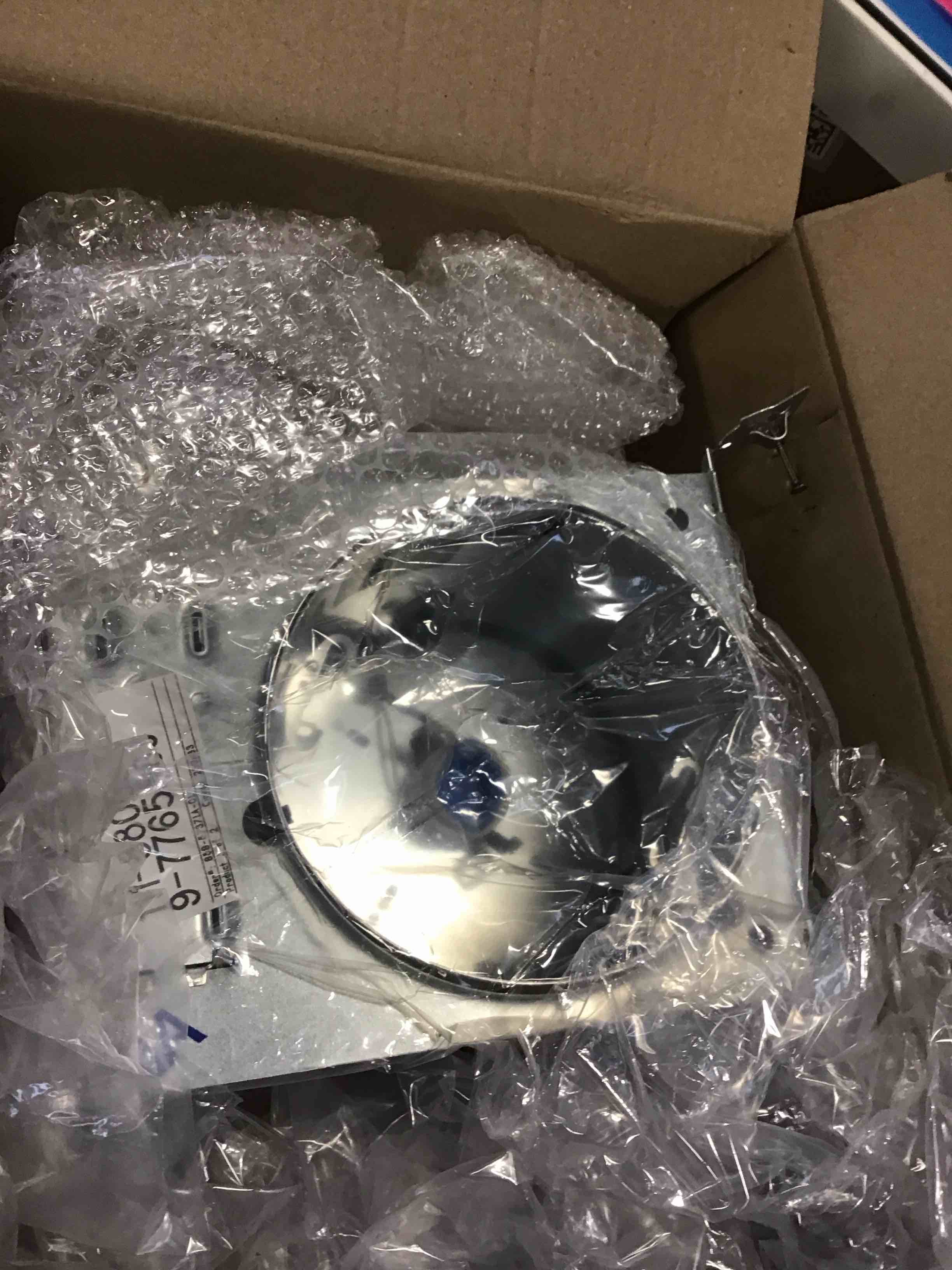 https://s3.amazonaws.com/lotting-images-prod/bidfta/GRA1971293_1741868466904.jpeg