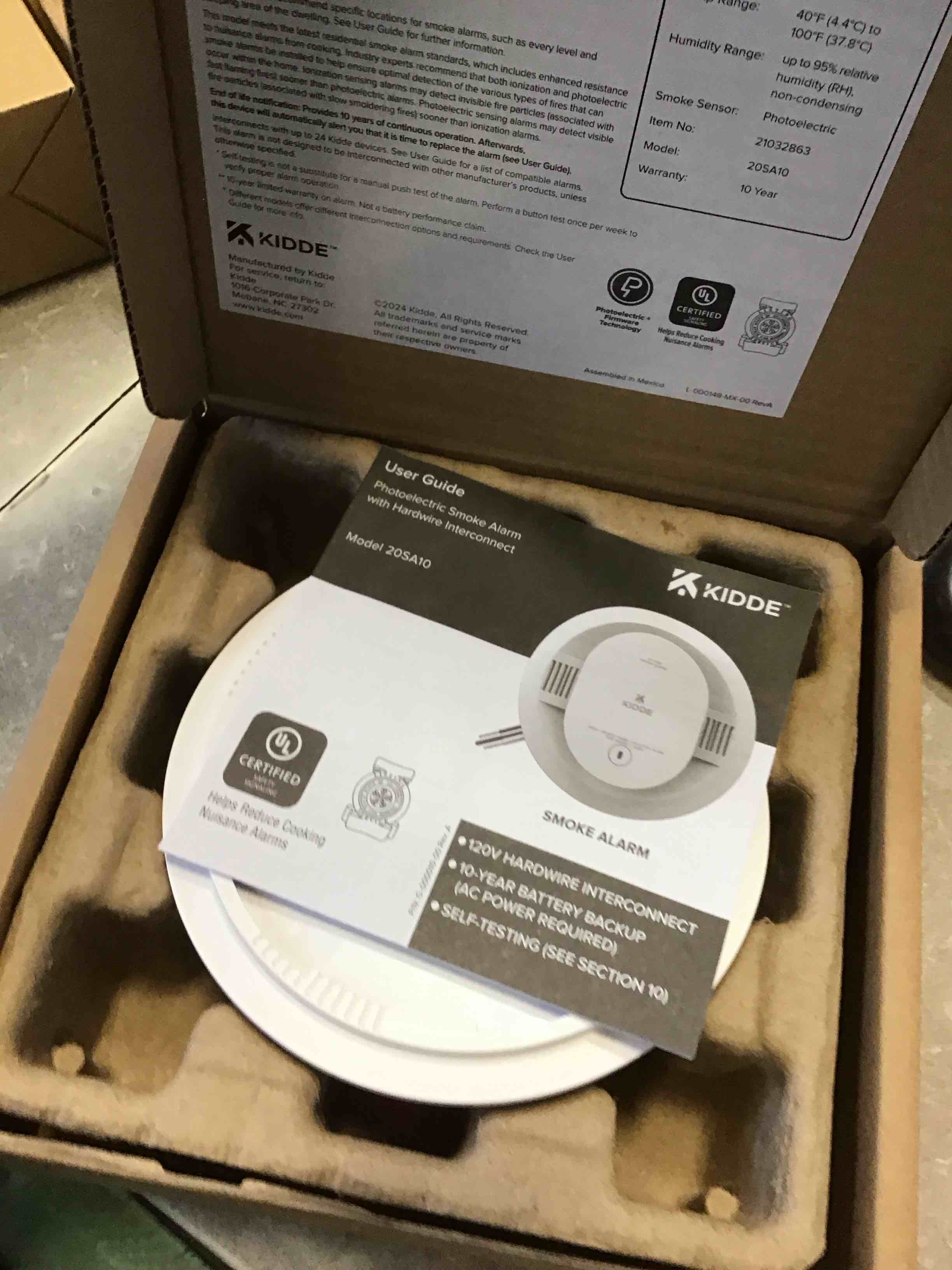 https://s3.amazonaws.com/lotting-images-prod/bidfta/GRA1971342_1741876507381.jpeg
