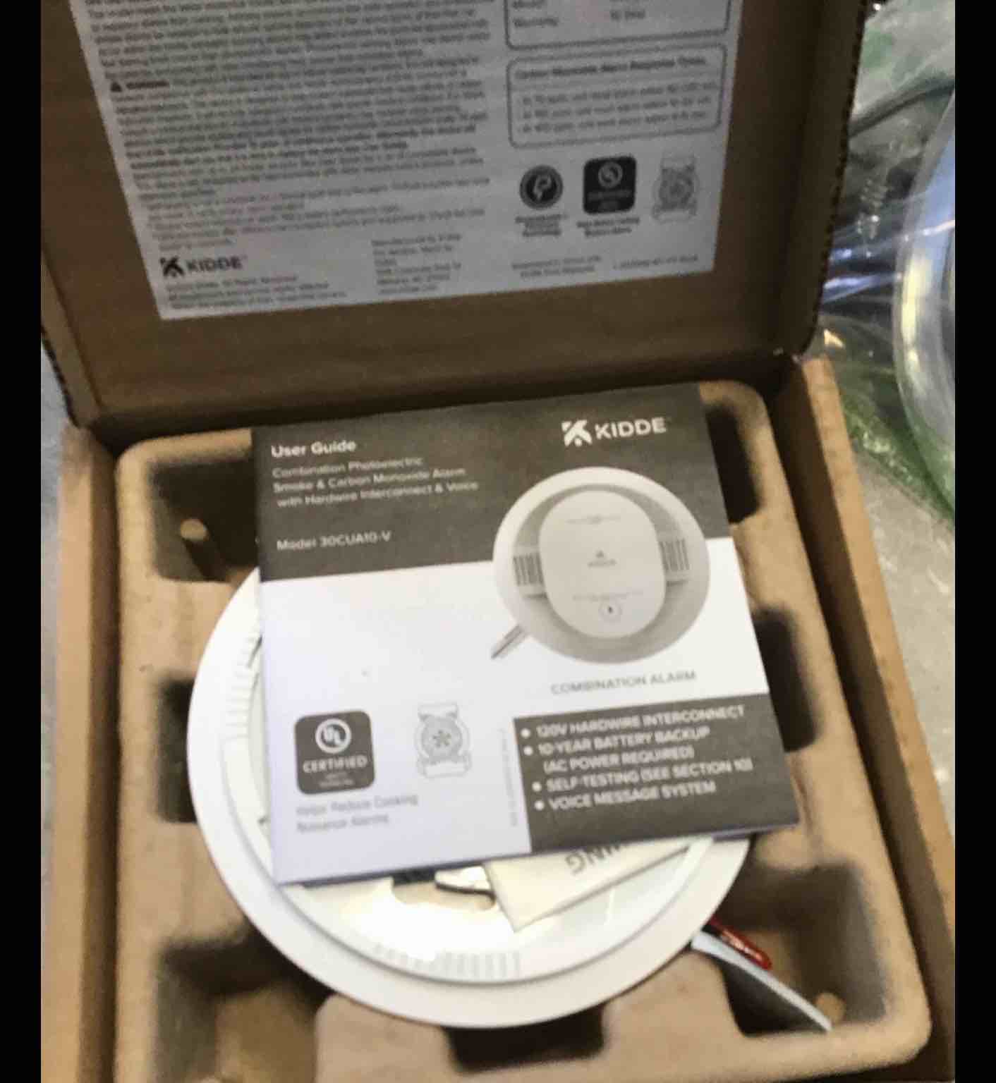 https://s3.amazonaws.com/lotting-images-prod/bidfta/GRA1971369_1741878762464.jpeg