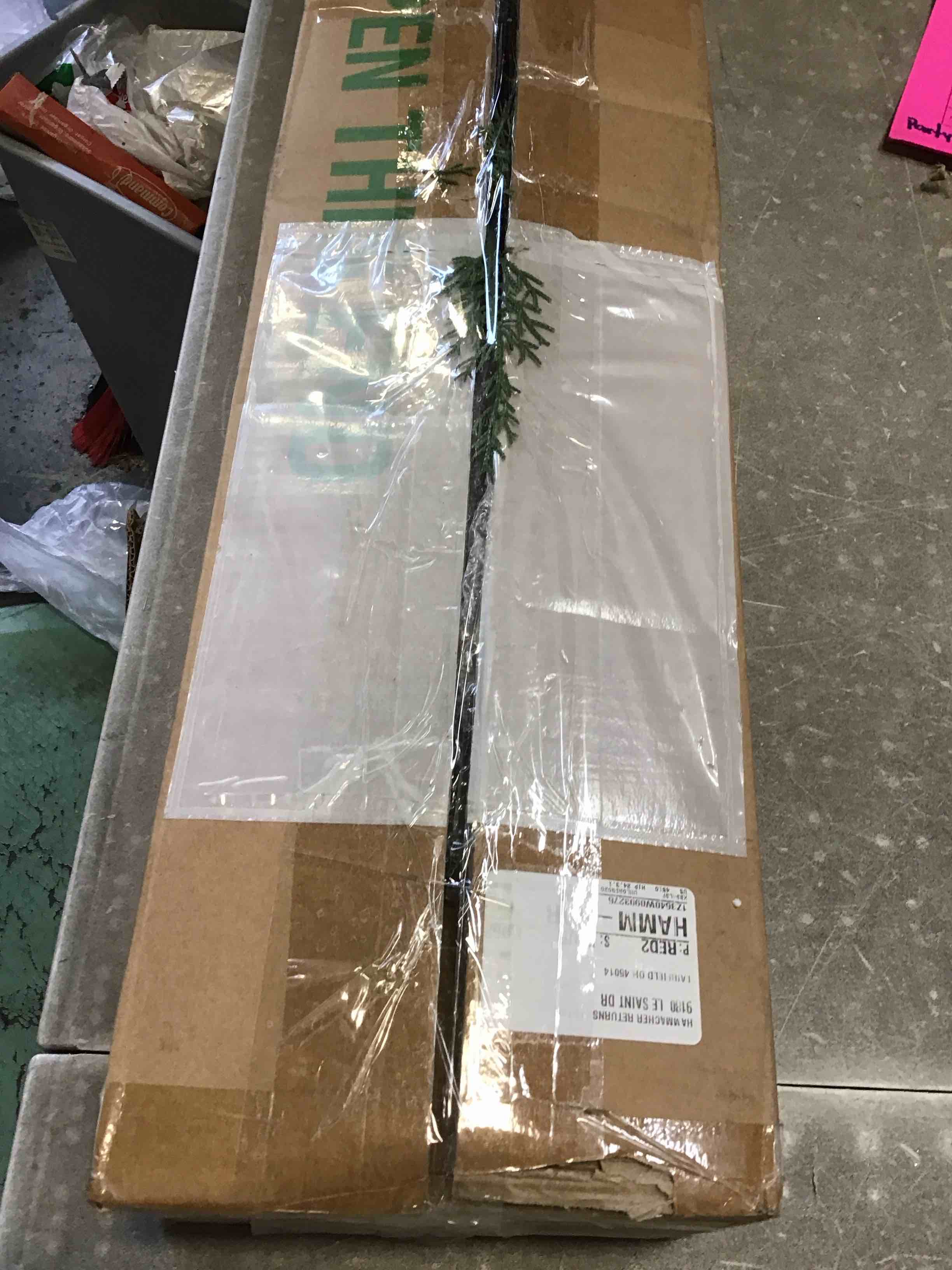 https://s3.amazonaws.com/lotting-images-prod/bidfta/GRA1971445_1741893491268.jpeg