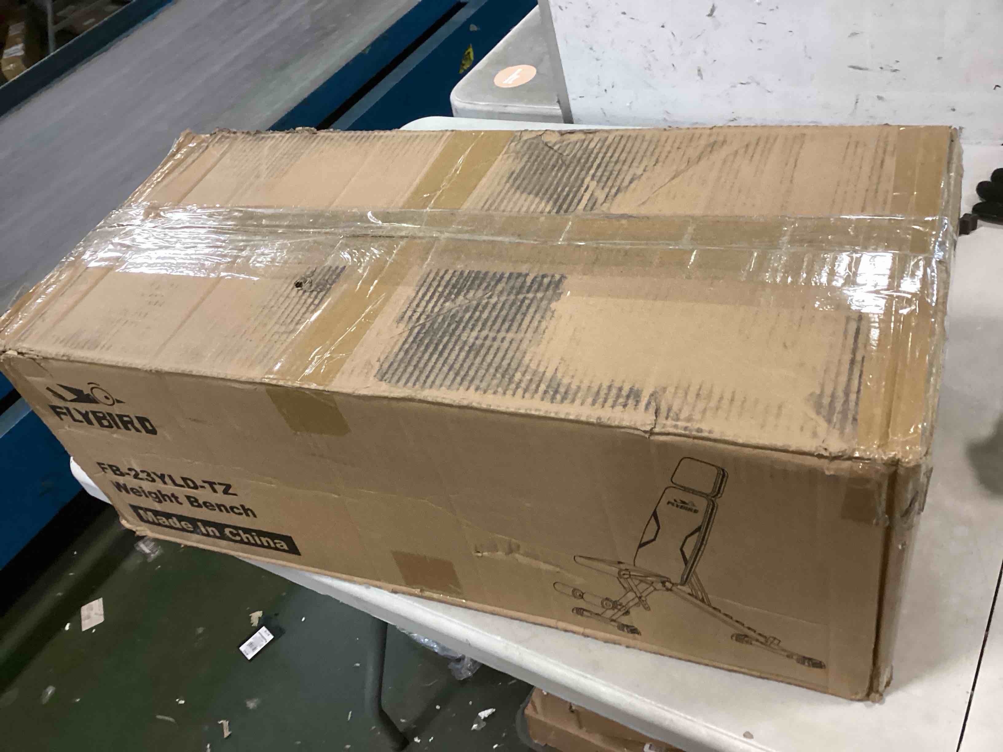 https://s3.amazonaws.com/lotting-images-prod/bidfta/GRA1972211_1736962323303.jpeg