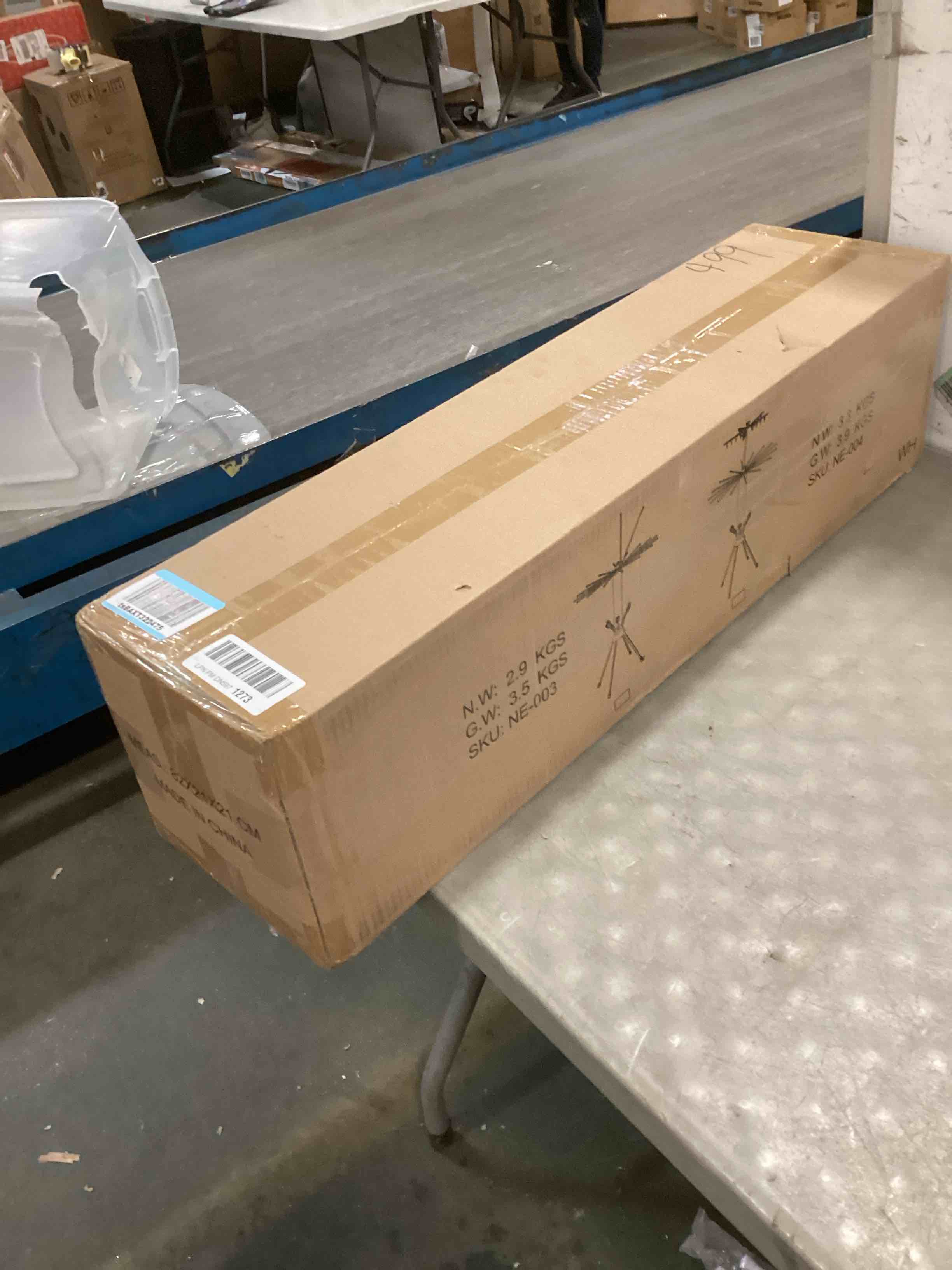 https://s3.amazonaws.com/lotting-images-prod/bidfta/GRA1972984_1737466008549.jpeg
