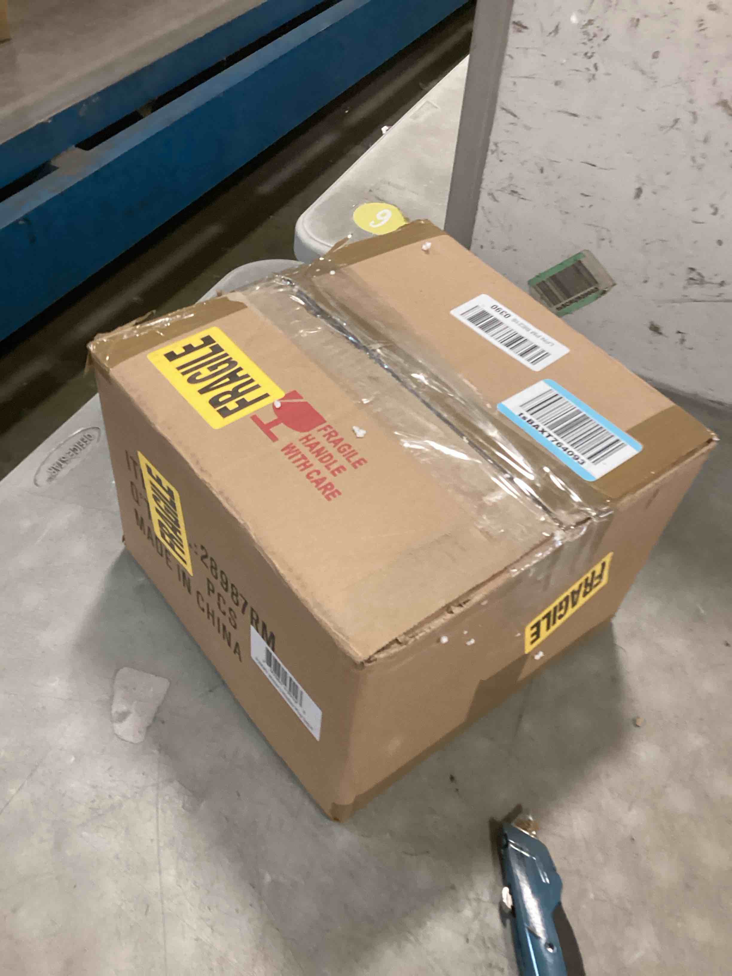 https://s3.amazonaws.com/lotting-images-prod/bidfta/GRA1973092_1737479282314.jpeg