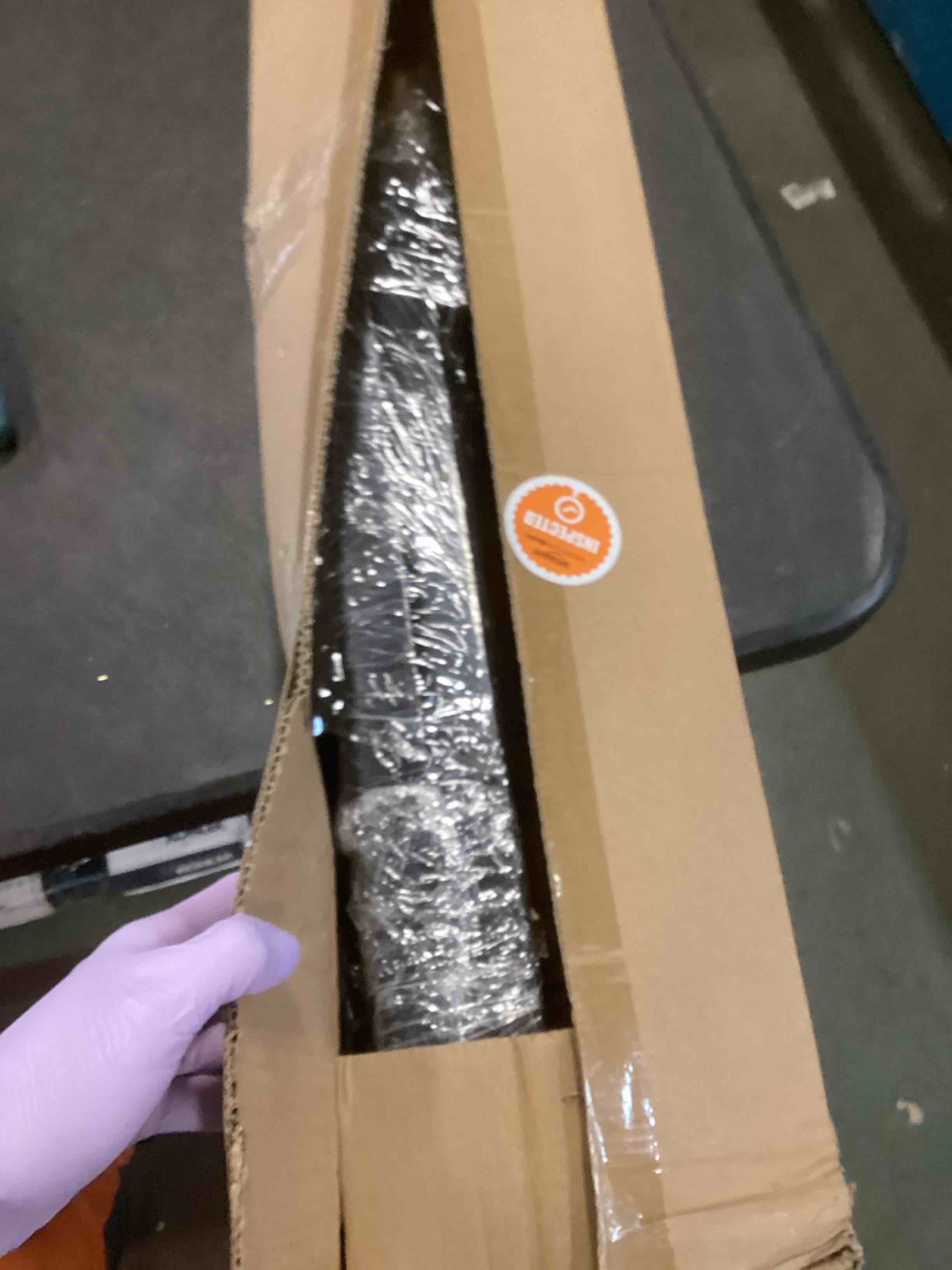 https://s3.amazonaws.com/lotting-images-prod/bidfta/GRA1973598_1737573911805.jpeg