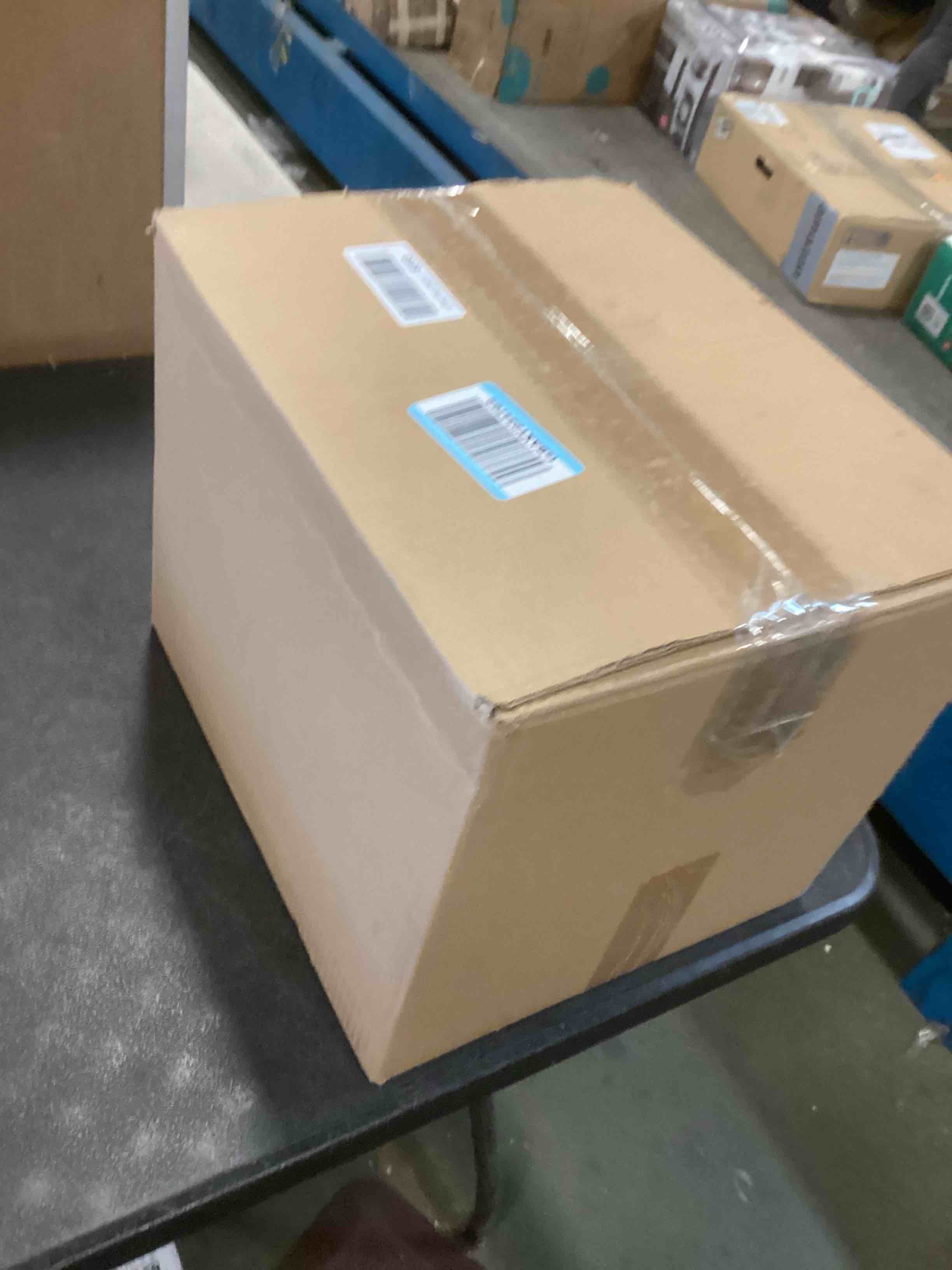 https://s3.amazonaws.com/lotting-images-prod/bidfta/GRA1973615_1737575801456.jpeg