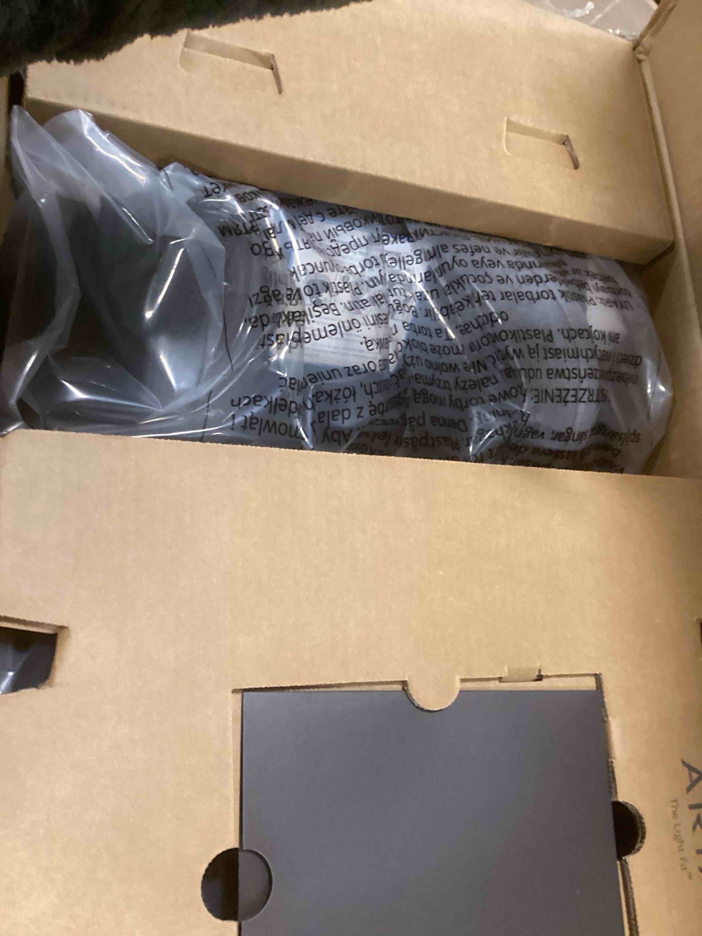 https://s3.amazonaws.com/lotting-images-prod/bidfta/GRA1973876_1737661236489.jpeg