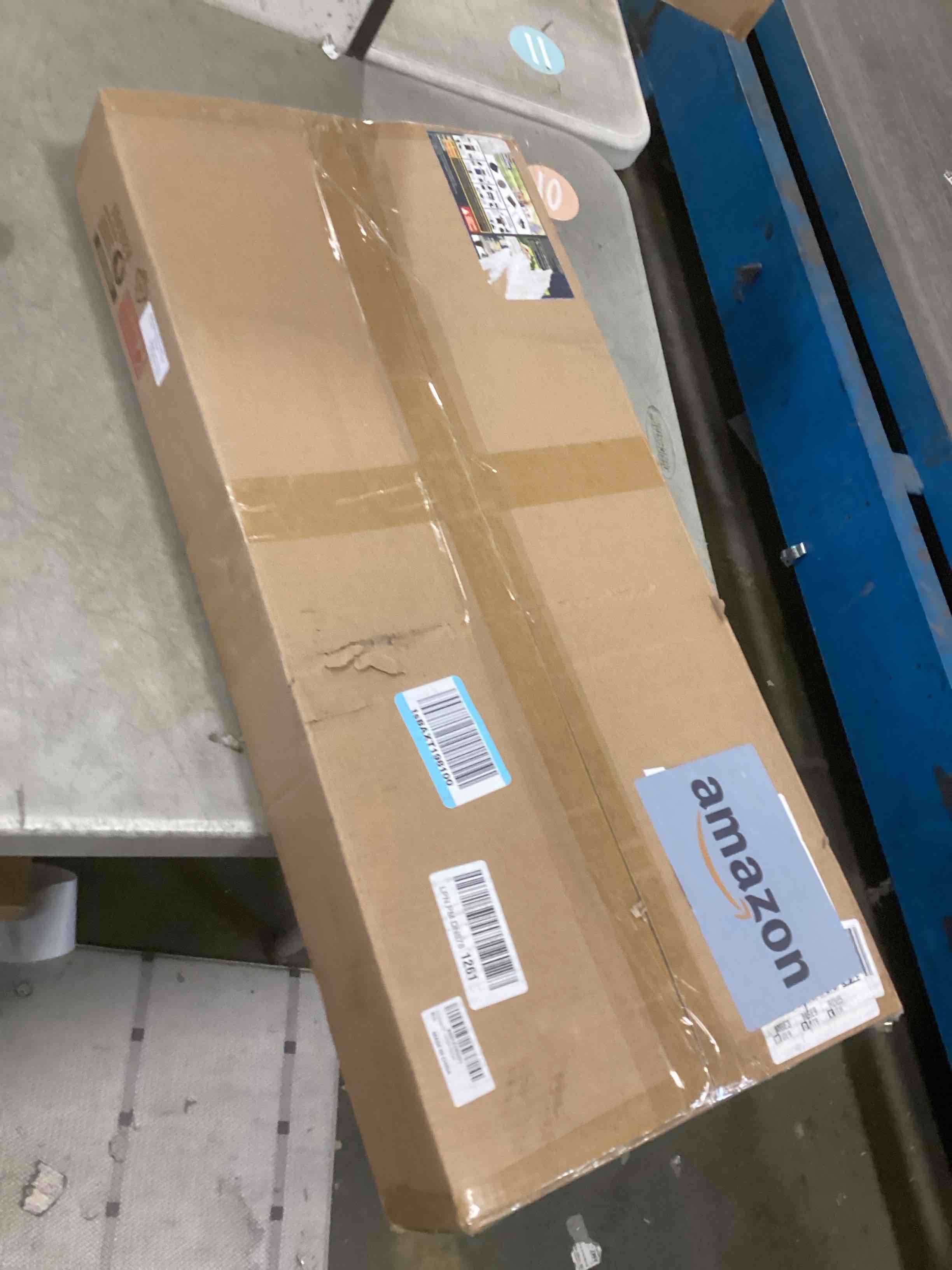 https://s3.amazonaws.com/lotting-images-prod/bidfta/GRA1974245_1737750064566.jpeg