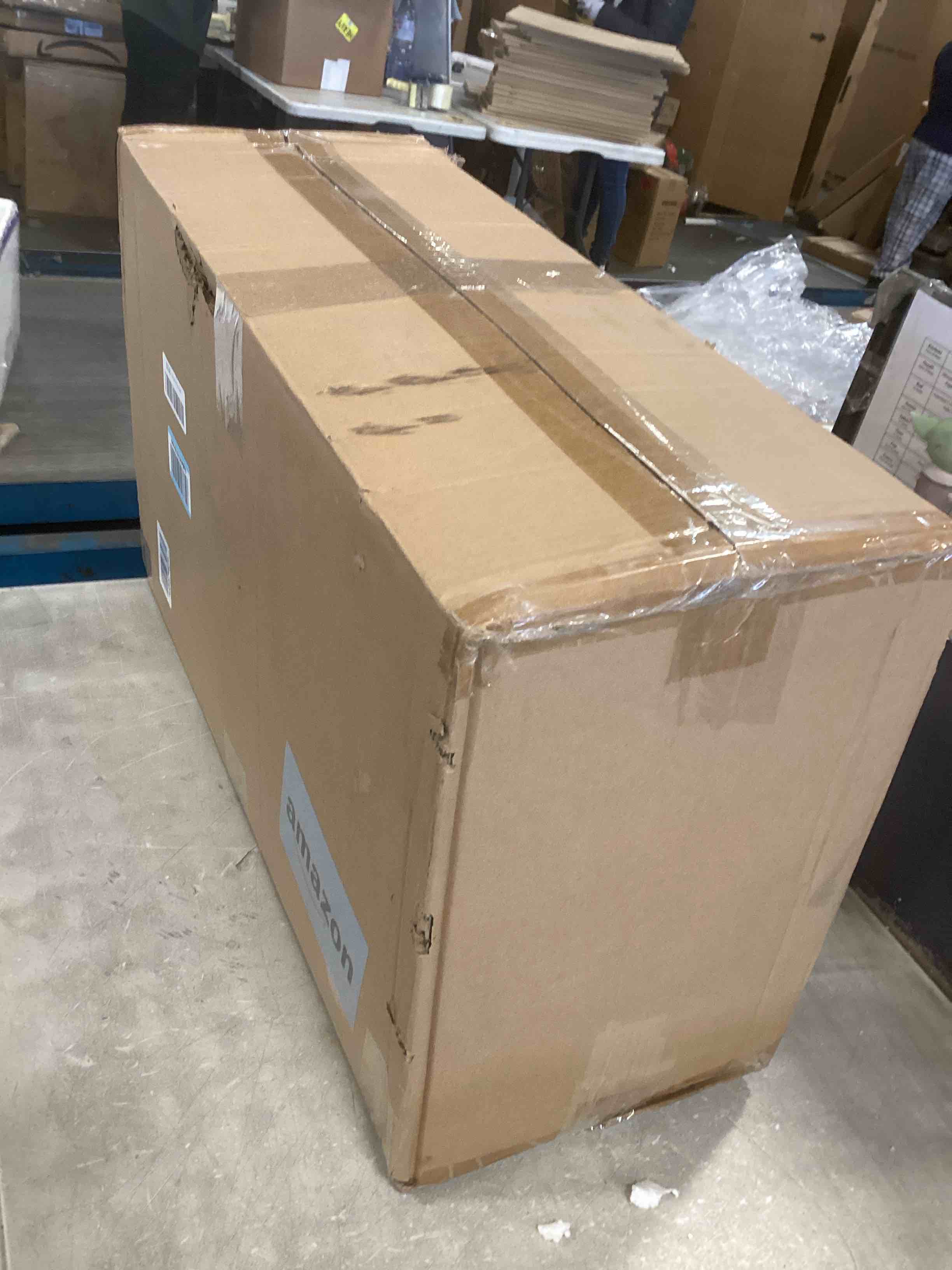 https://s3.amazonaws.com/lotting-images-prod/bidfta/GRA1974413_1737997189212.jpeg