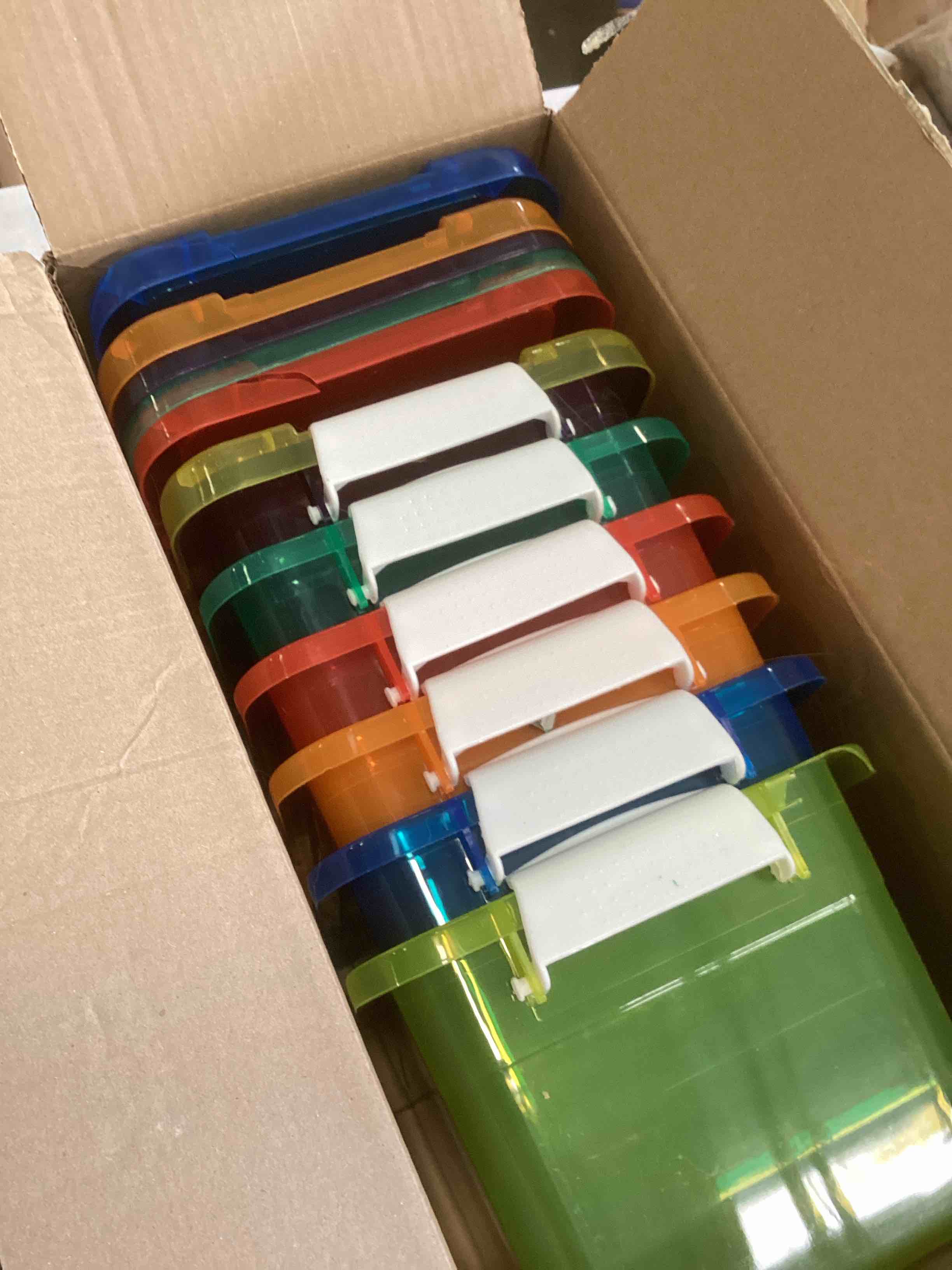 https://s3.amazonaws.com/lotting-images-prod/bidfta/GRA1976286_1740673590337.jpeg