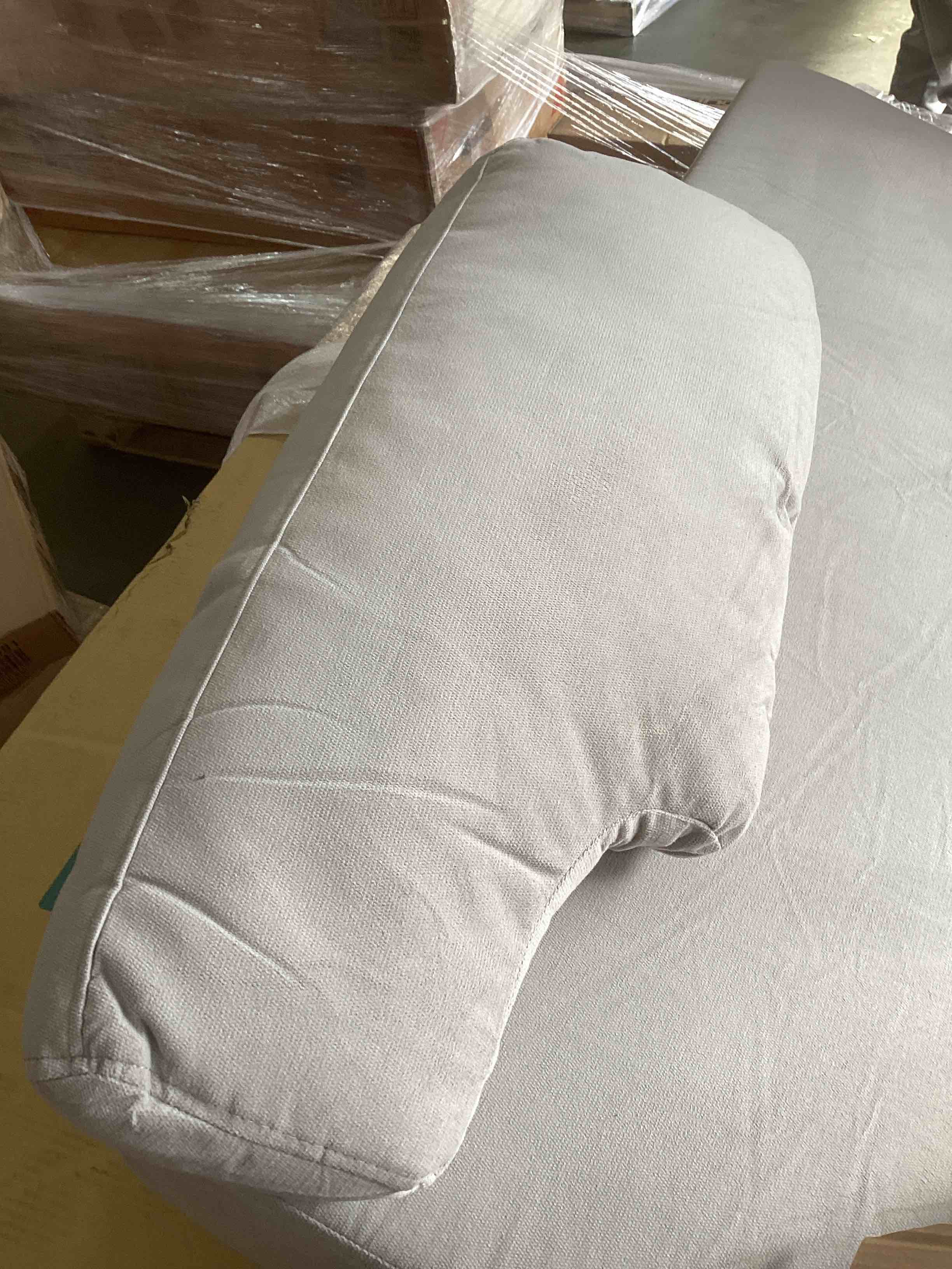 Light Grey Linen Upholstered Sectional With Zip On Pillow (incomplete 1 box only