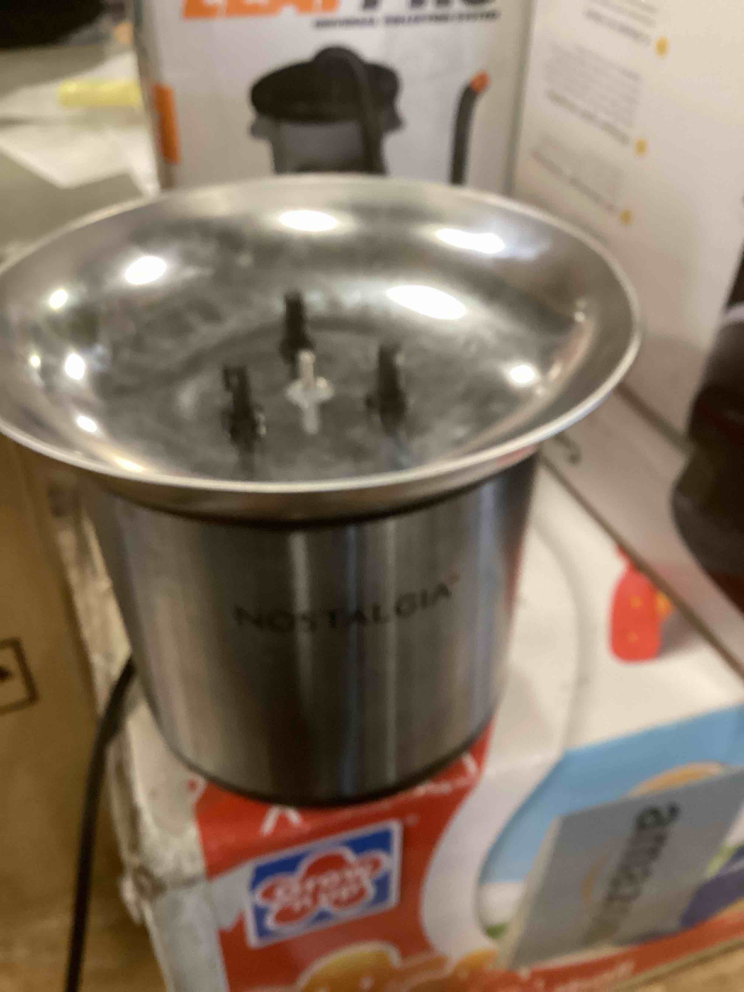 https://s3.amazonaws.com/lotting-images-prod/bidfta/GRA1978083_1736959616736.jpeg