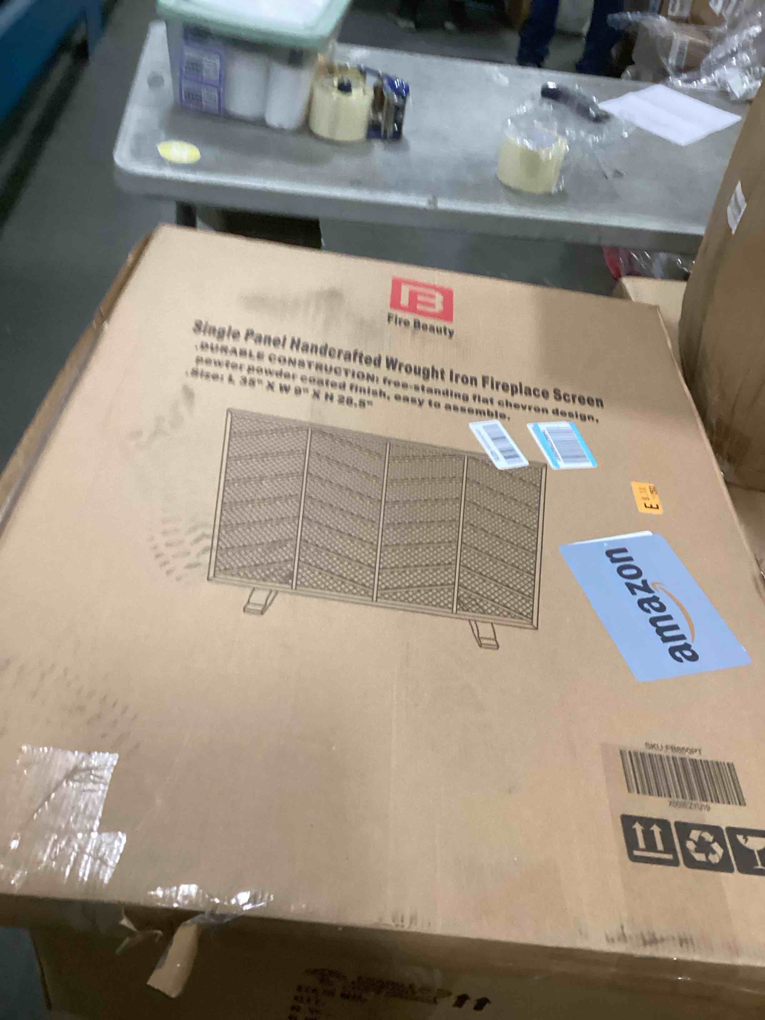 https://s3.amazonaws.com/lotting-images-prod/bidfta/GRA1978217_1737029066858.jpeg