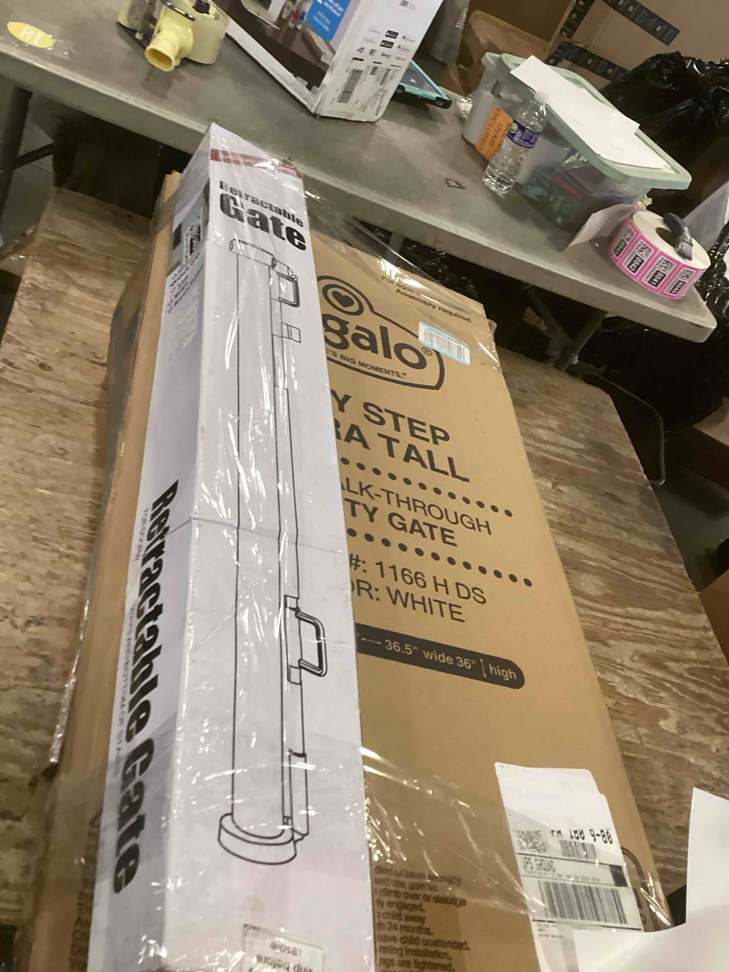 https://s3.amazonaws.com/lotting-images-prod/bidfta/GRA1978340_1737046271763.jpeg