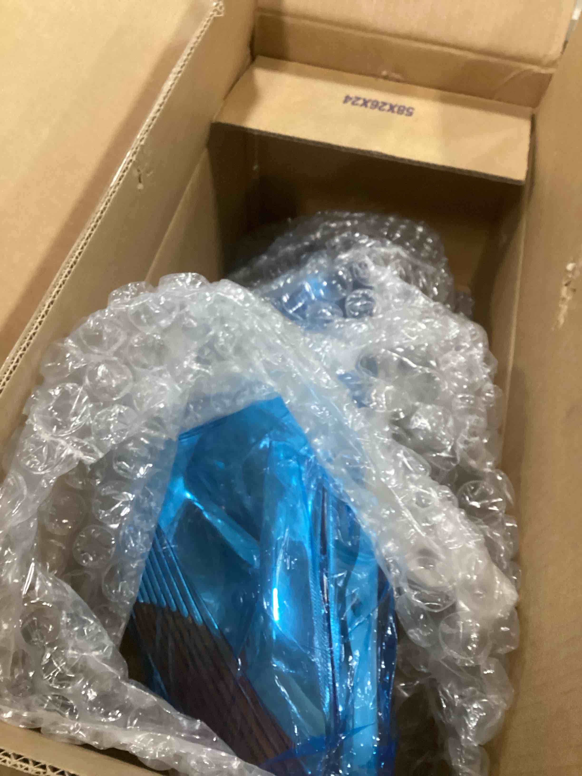 https://s3.amazonaws.com/lotting-images-prod/bidfta/GRA1978524_1737120277206.jpeg