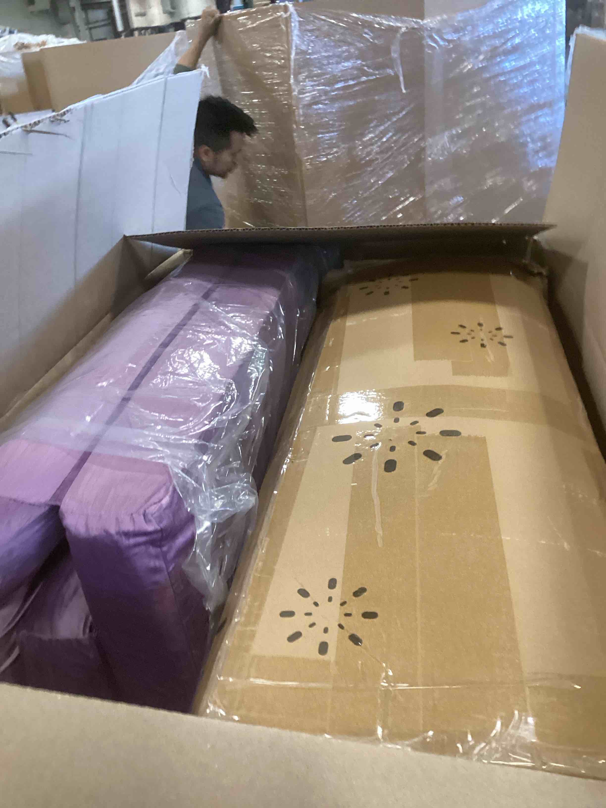 https://s3.amazonaws.com/lotting-images-prod/bidfta/GRA1978608_1737132582385.jpeg