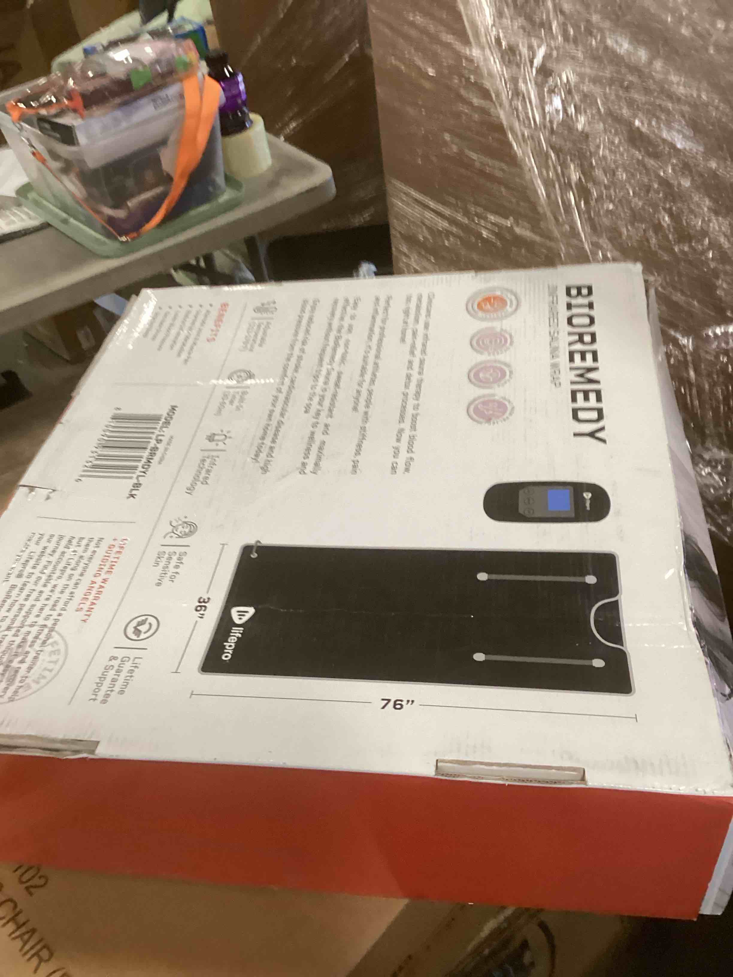 https://s3.amazonaws.com/lotting-images-prod/bidfta/GRA1978617_1737133870265.jpeg