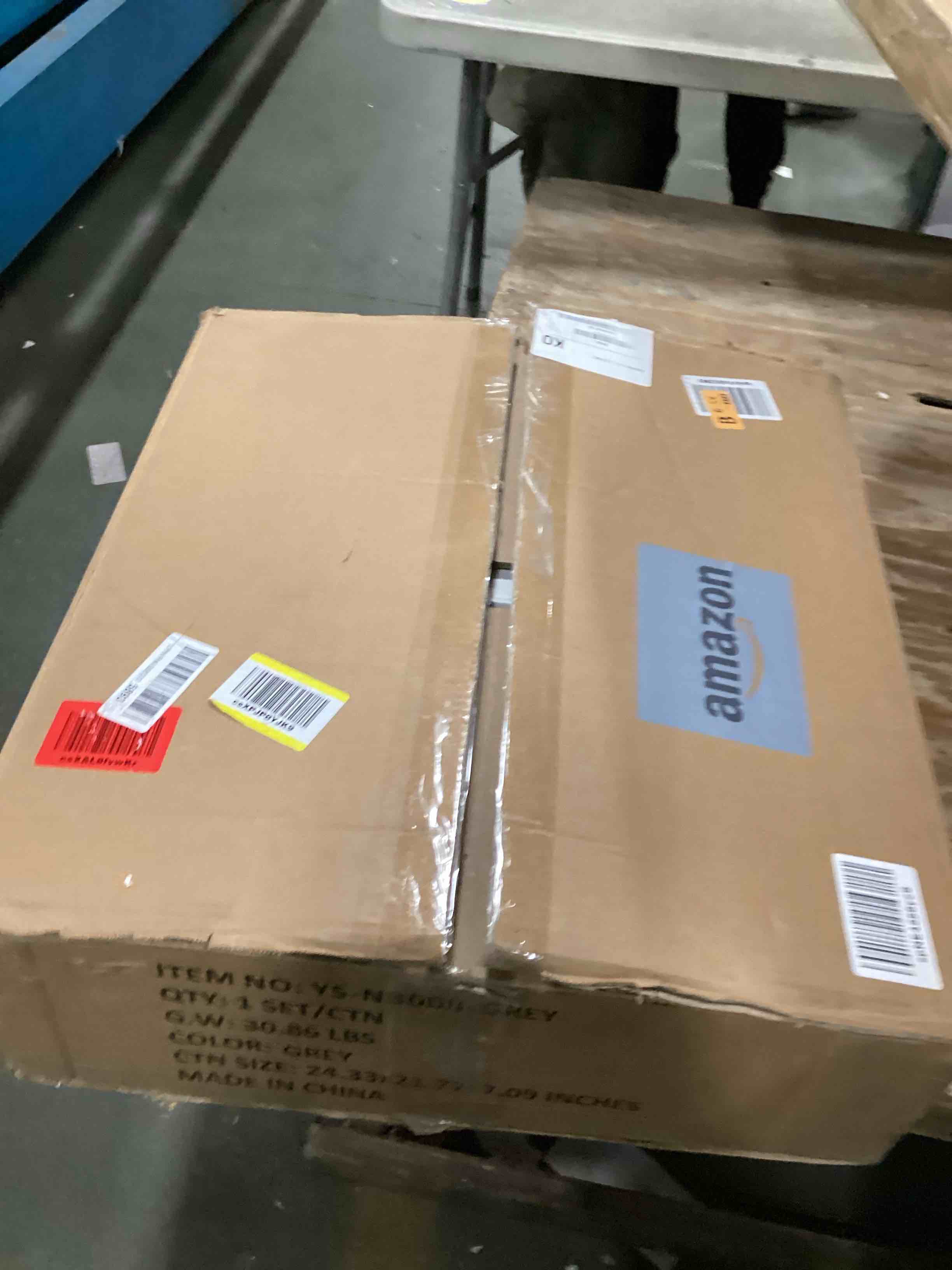 https://s3.amazonaws.com/lotting-images-prod/bidfta/GRA1978950_1737461173692.jpeg