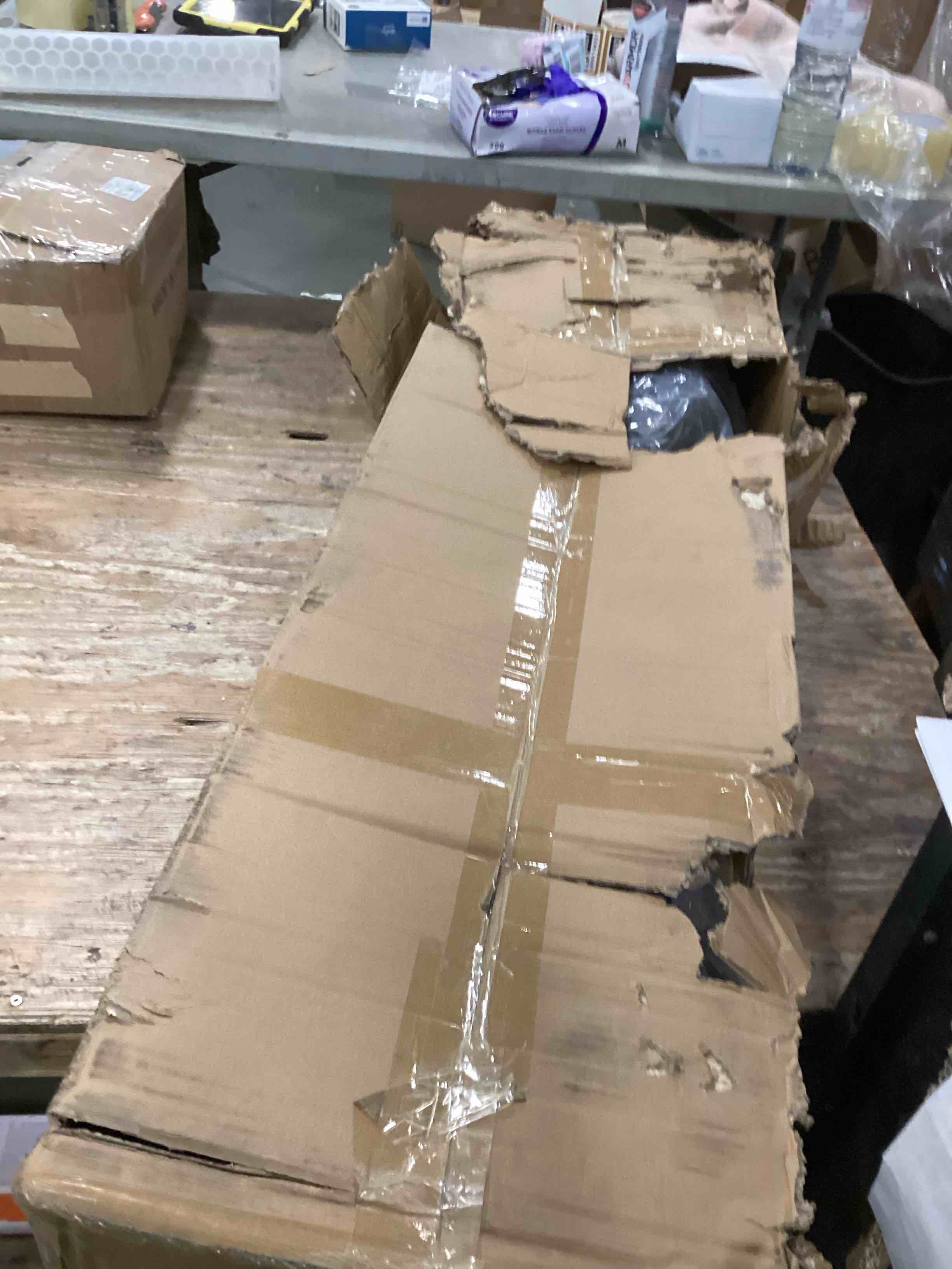 https://s3.amazonaws.com/lotting-images-prod/bidfta/GRA1979838_1737727320747.jpeg